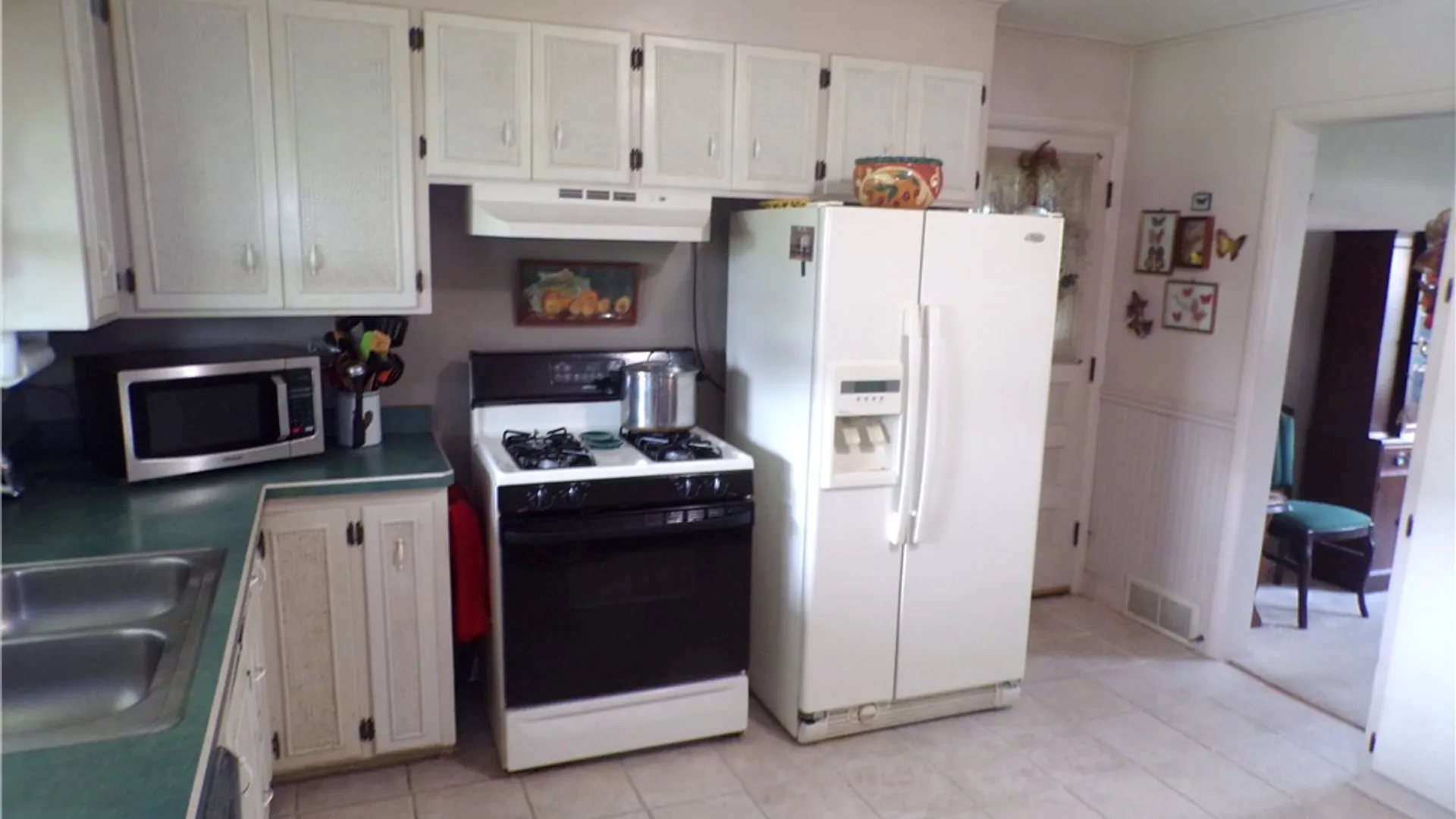 Property at 11 Lynnwood Drive, Clarkson, NY 14420 9