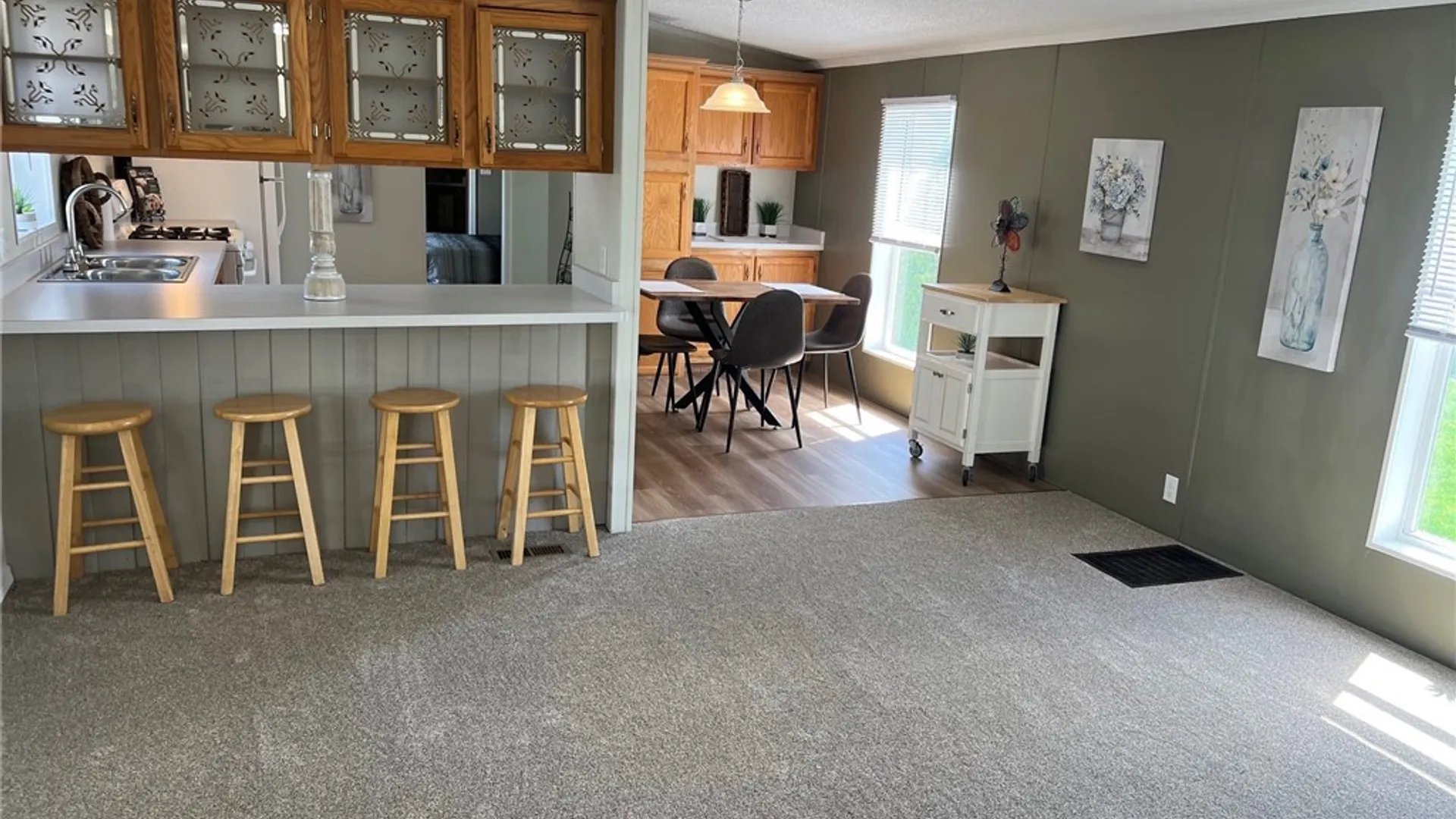 Property at 352 MATTHEW DR, New Hartford, NY 13313 11