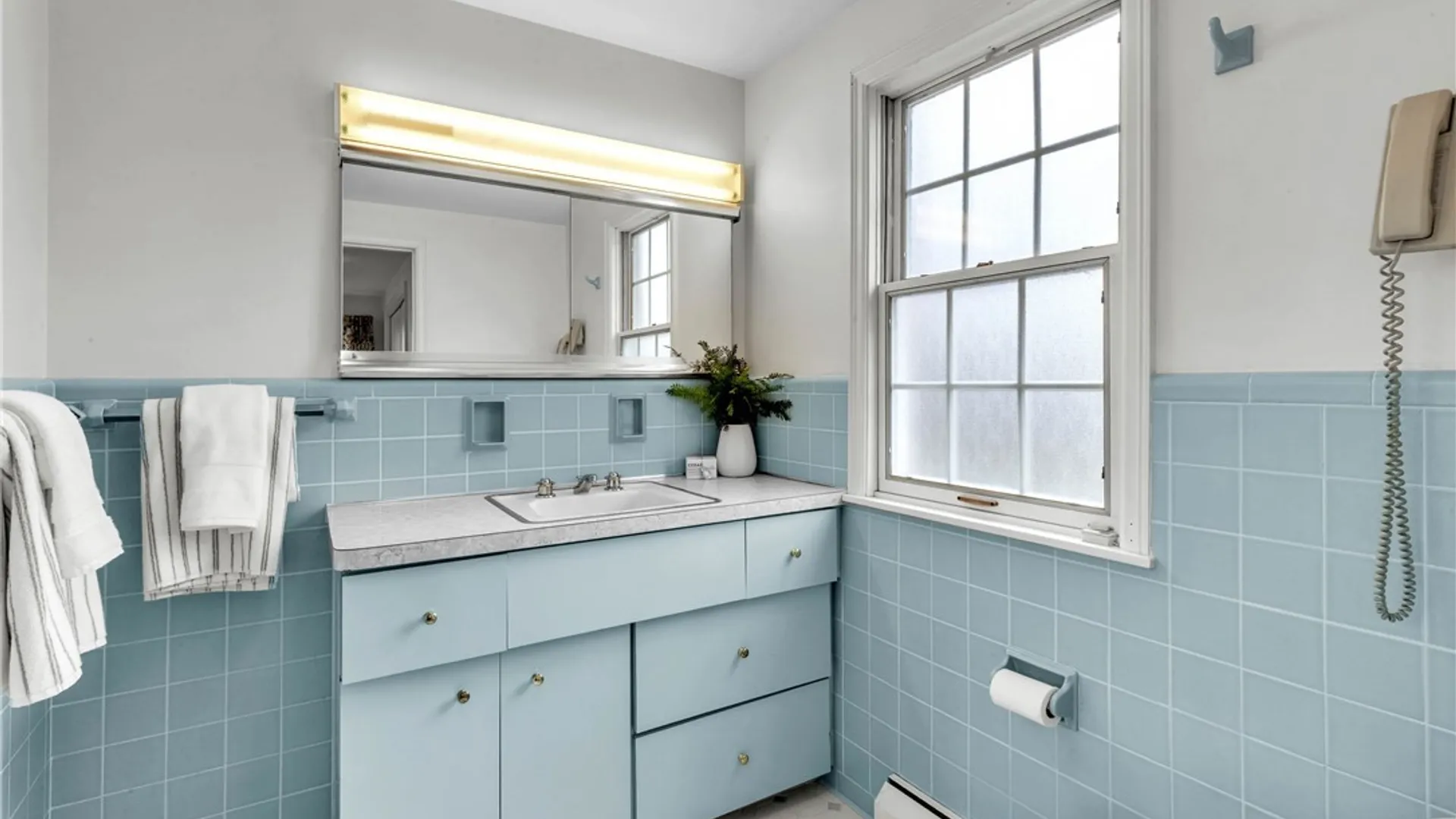 Property at 137 Nottingham, Buffalo, NY 14216 31