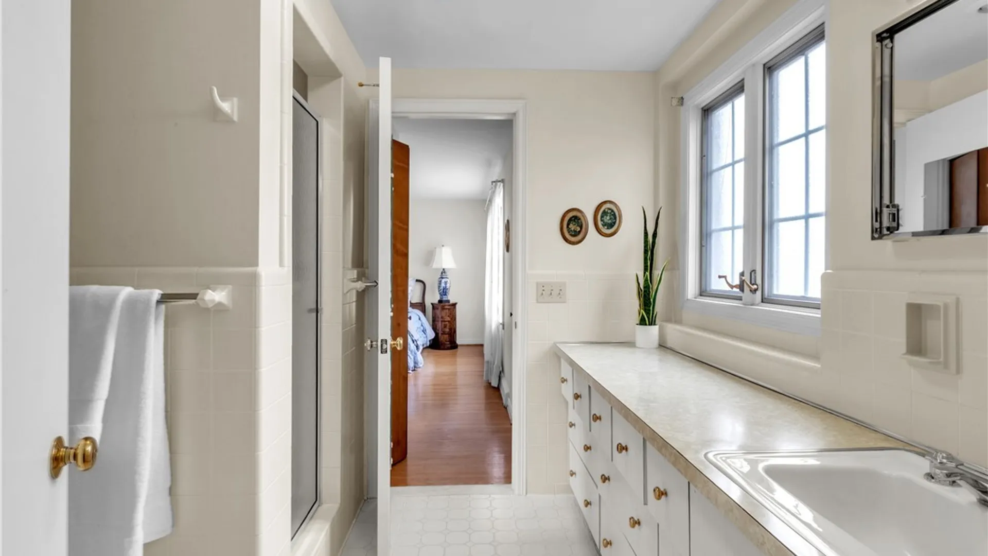 Property at 137 Nottingham, Buffalo, NY 14216 36