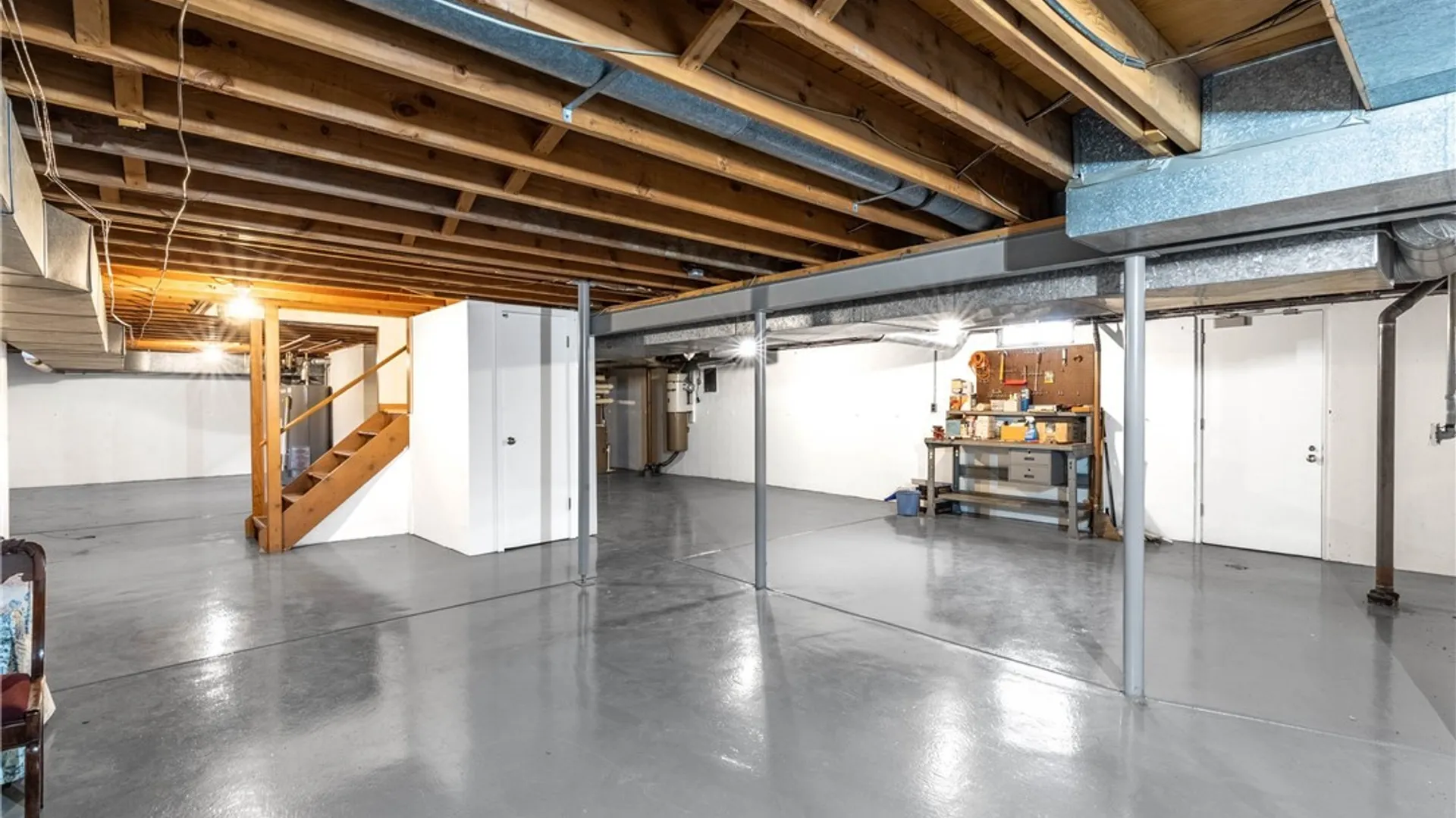 Property at 137 Nottingham, Buffalo, NY 14216 40