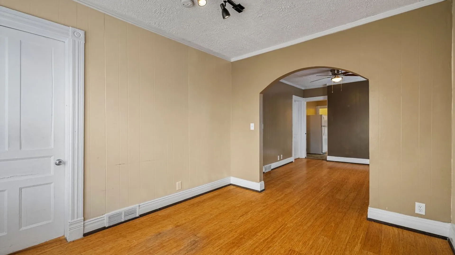 Property at 637 West Avenue, Buffalo, NY 14213 21