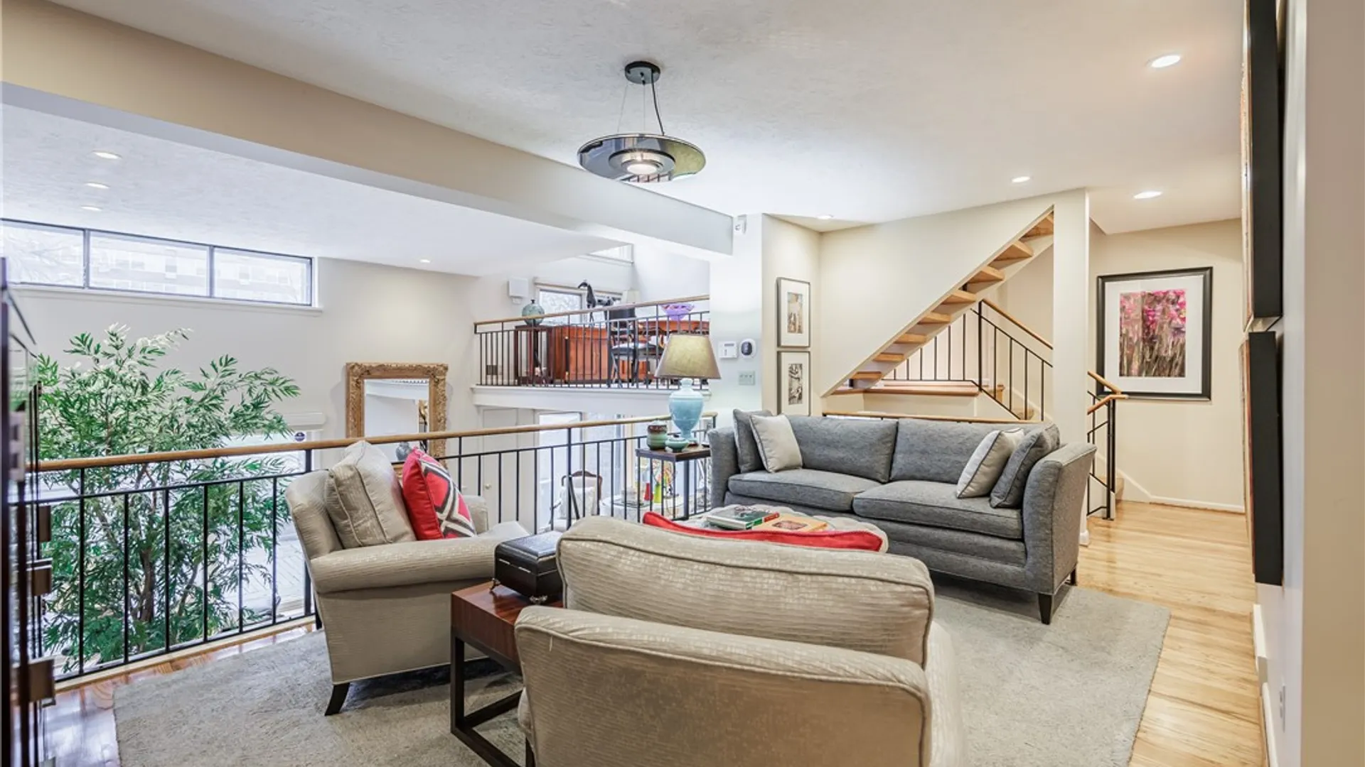 Property at 1599 East Avenue, Rochester, NY 14610 12