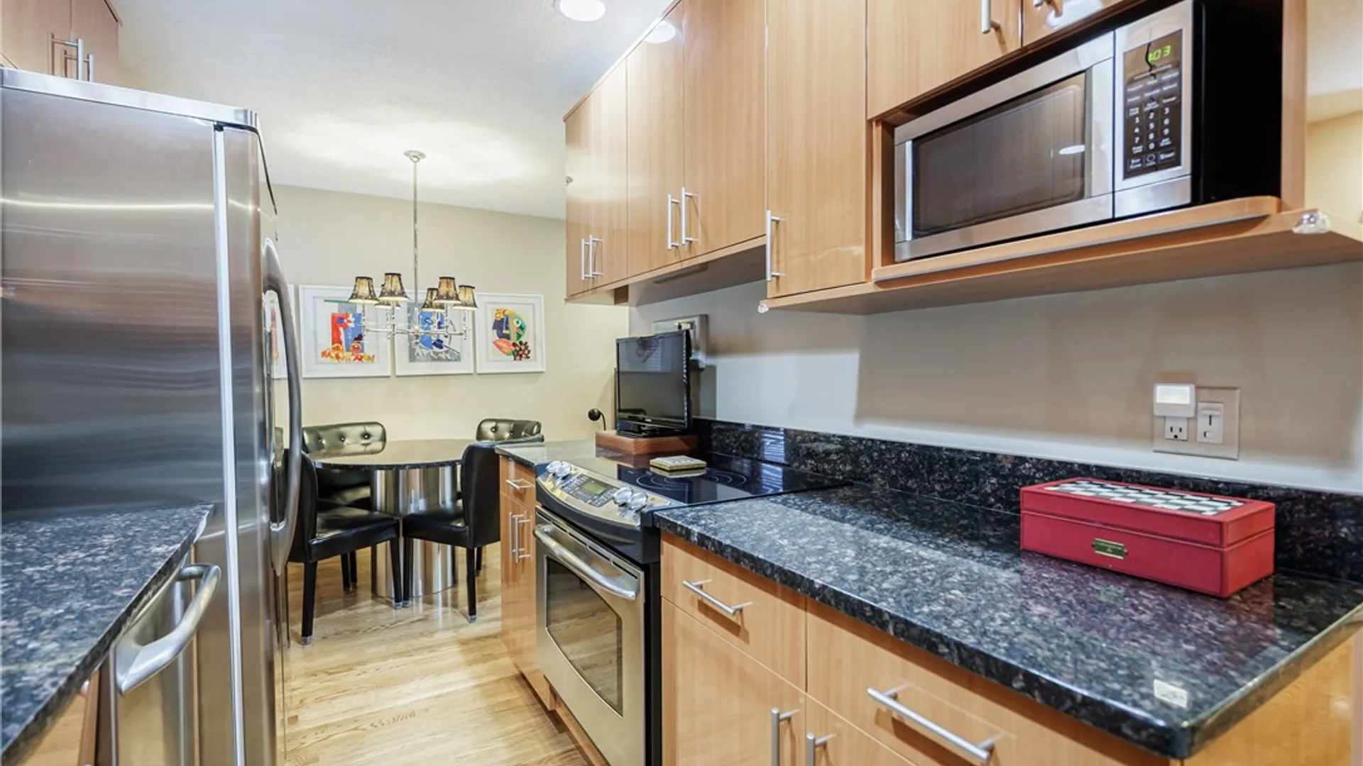 Property at 1599 East Avenue, Rochester, NY 14610 16