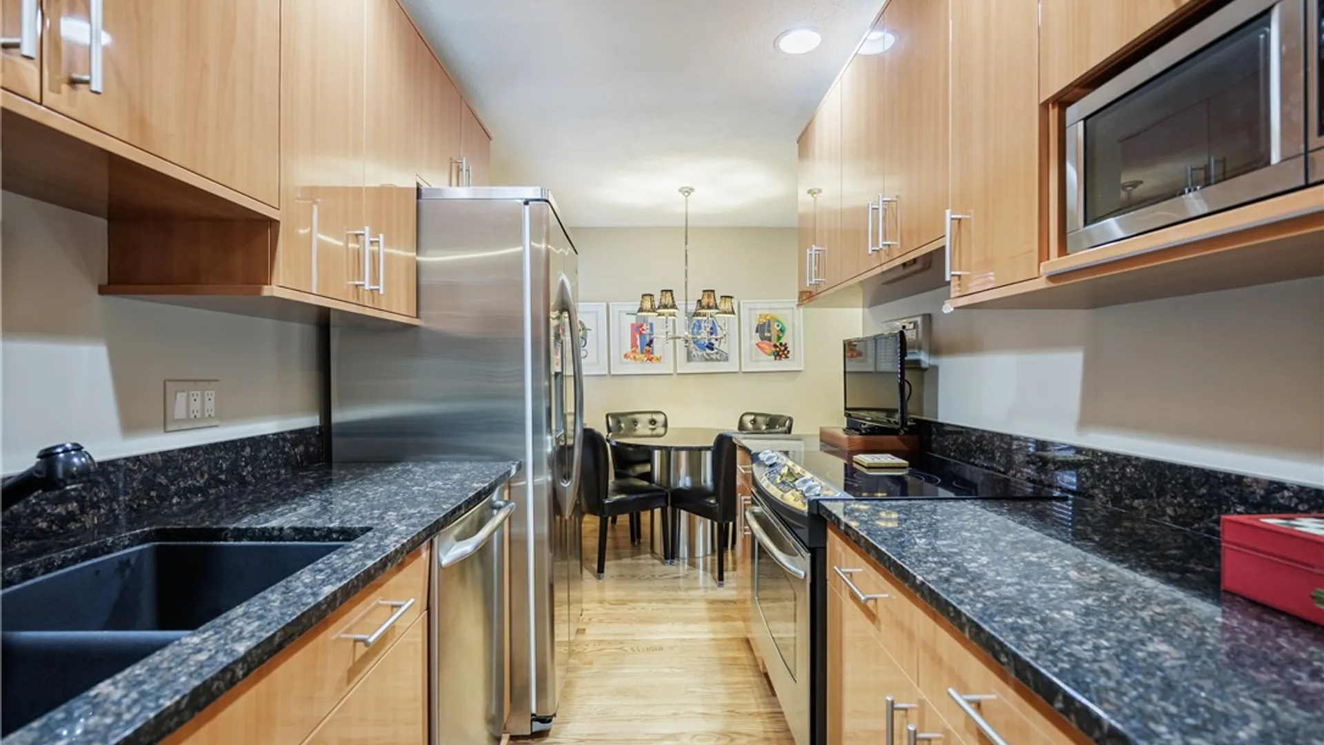 Property at 1599 East Avenue, Rochester, NY 14610 17