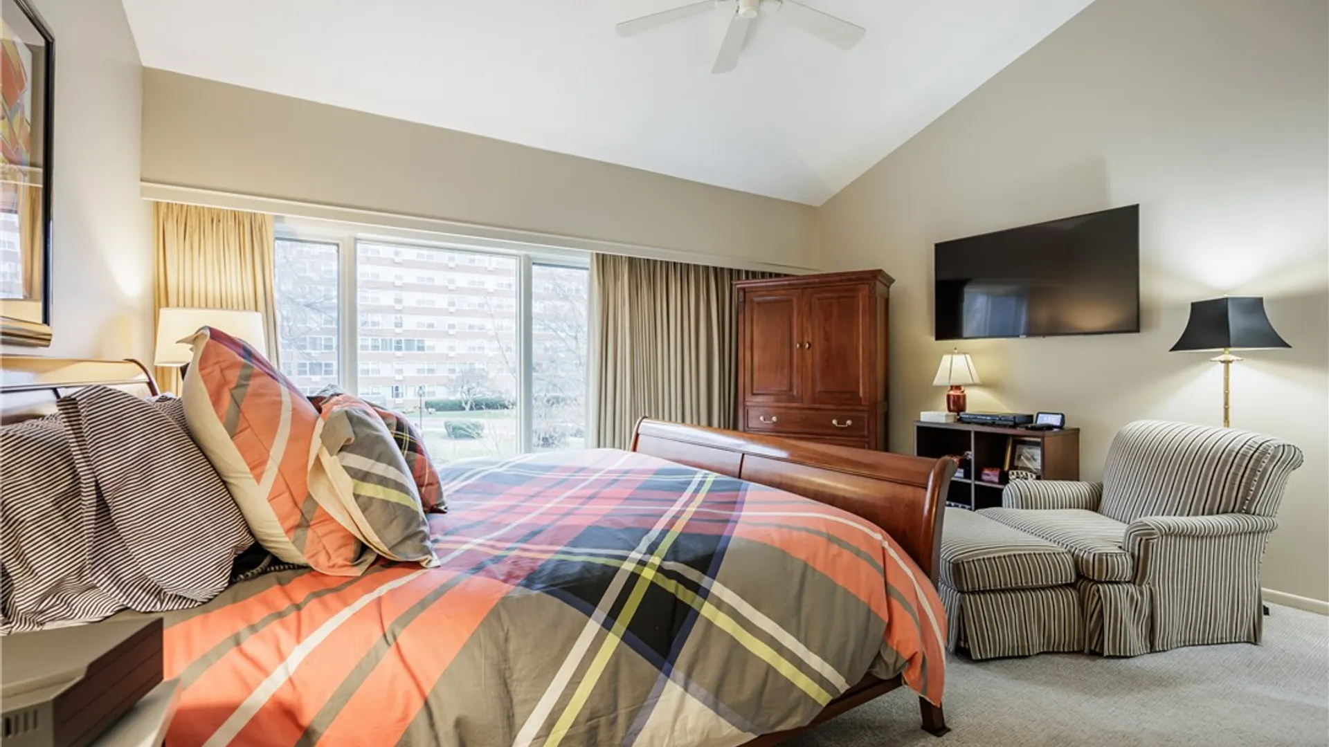 Property at 1599 East Avenue, Rochester, NY 14610 27