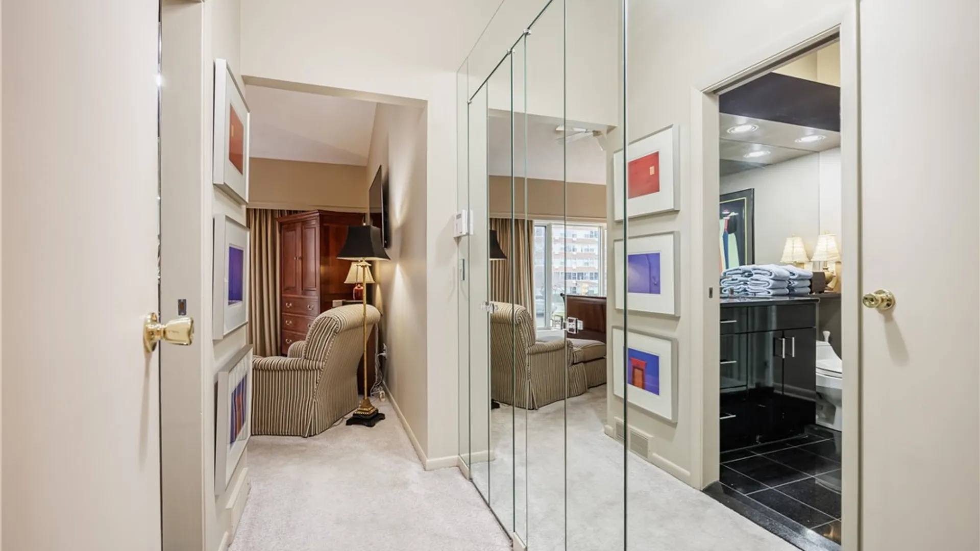 Property at 1599 East Avenue, Rochester, NY 14610 28