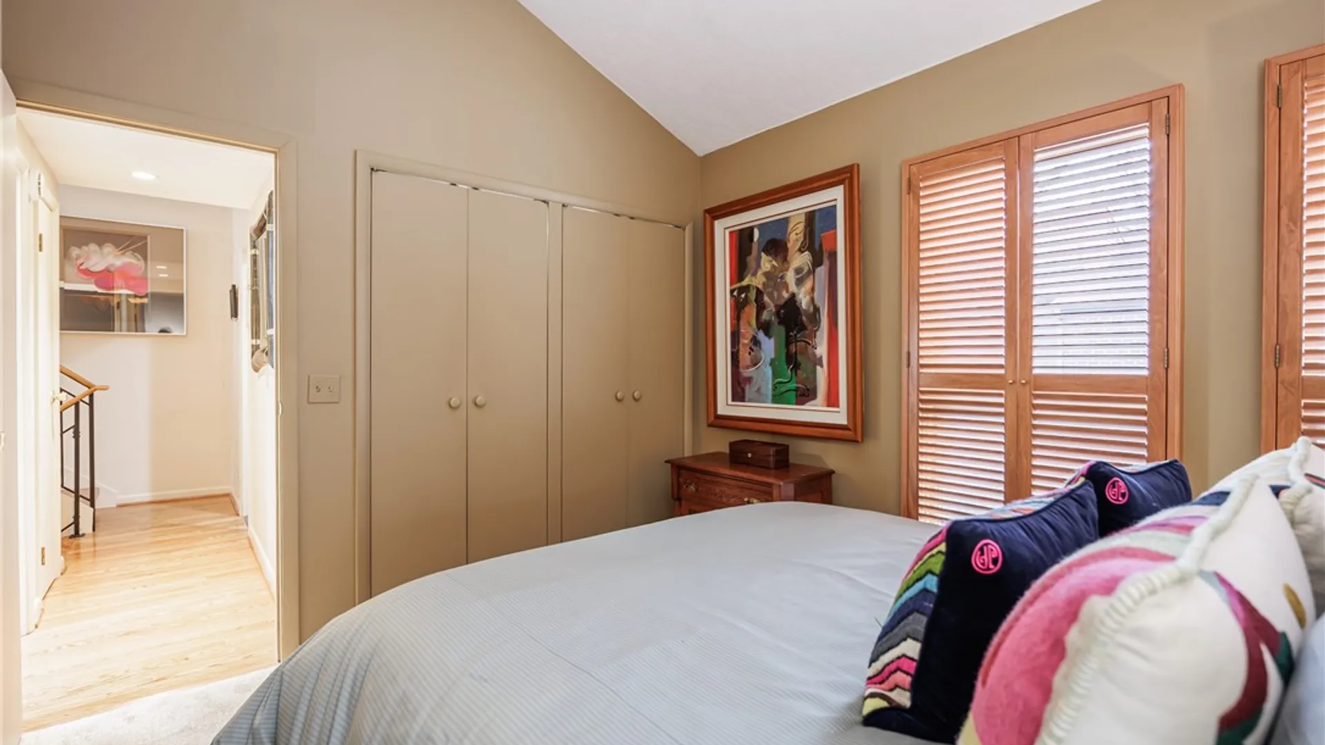 Property at 1599 East Avenue, Rochester, NY 14610 32