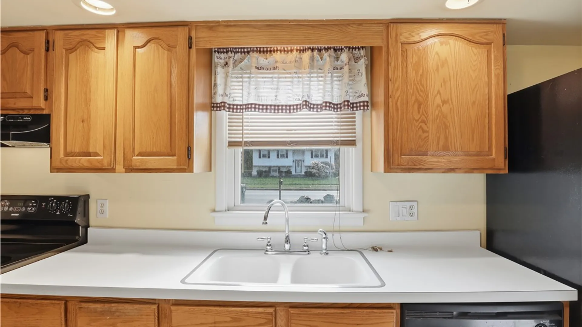Property at 577 Fetzner Road, Greece, NY 14626 10