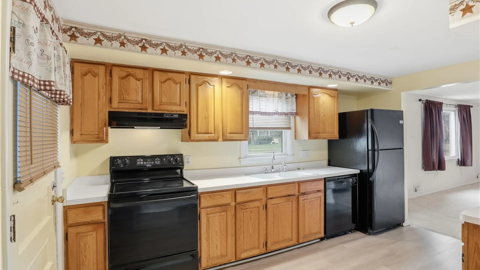Property at 577 Fetzner Road, Greece, NY 14626 8