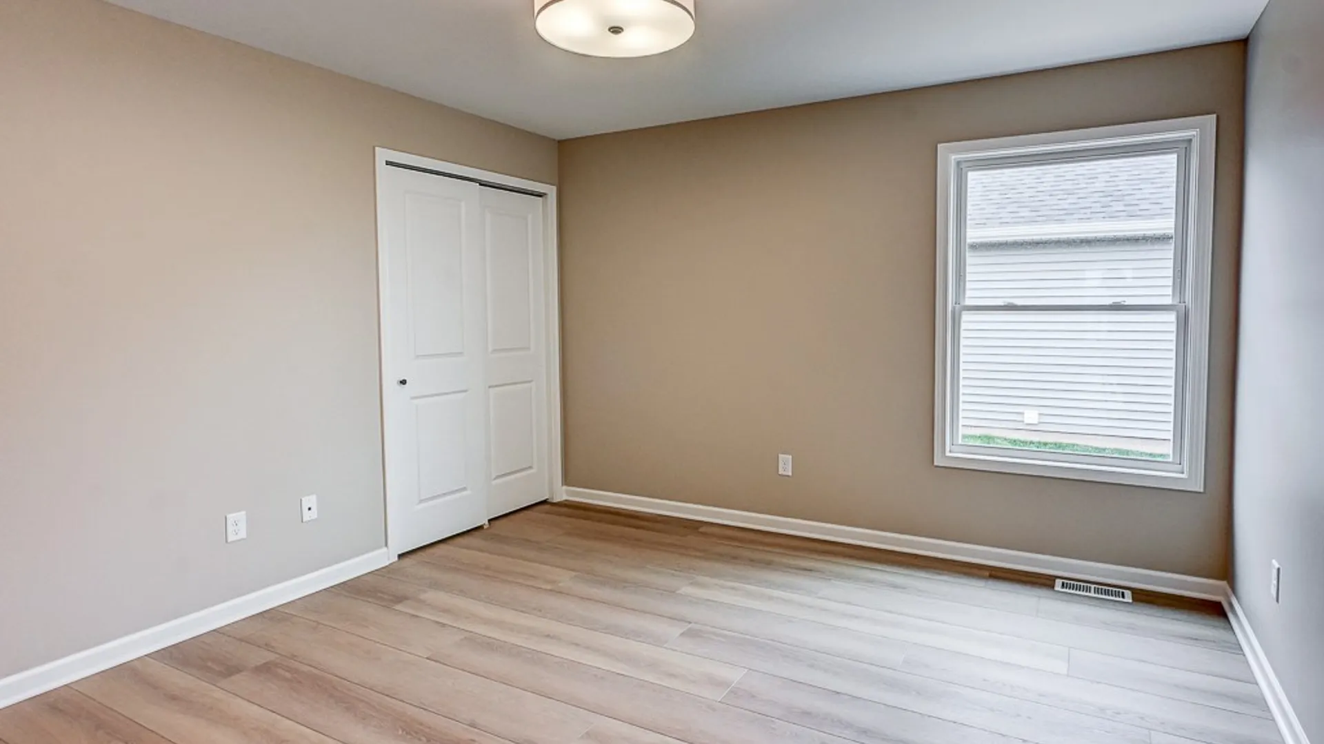 Property at 6687 Curtis Court, Lockport Town, NY 14094 11