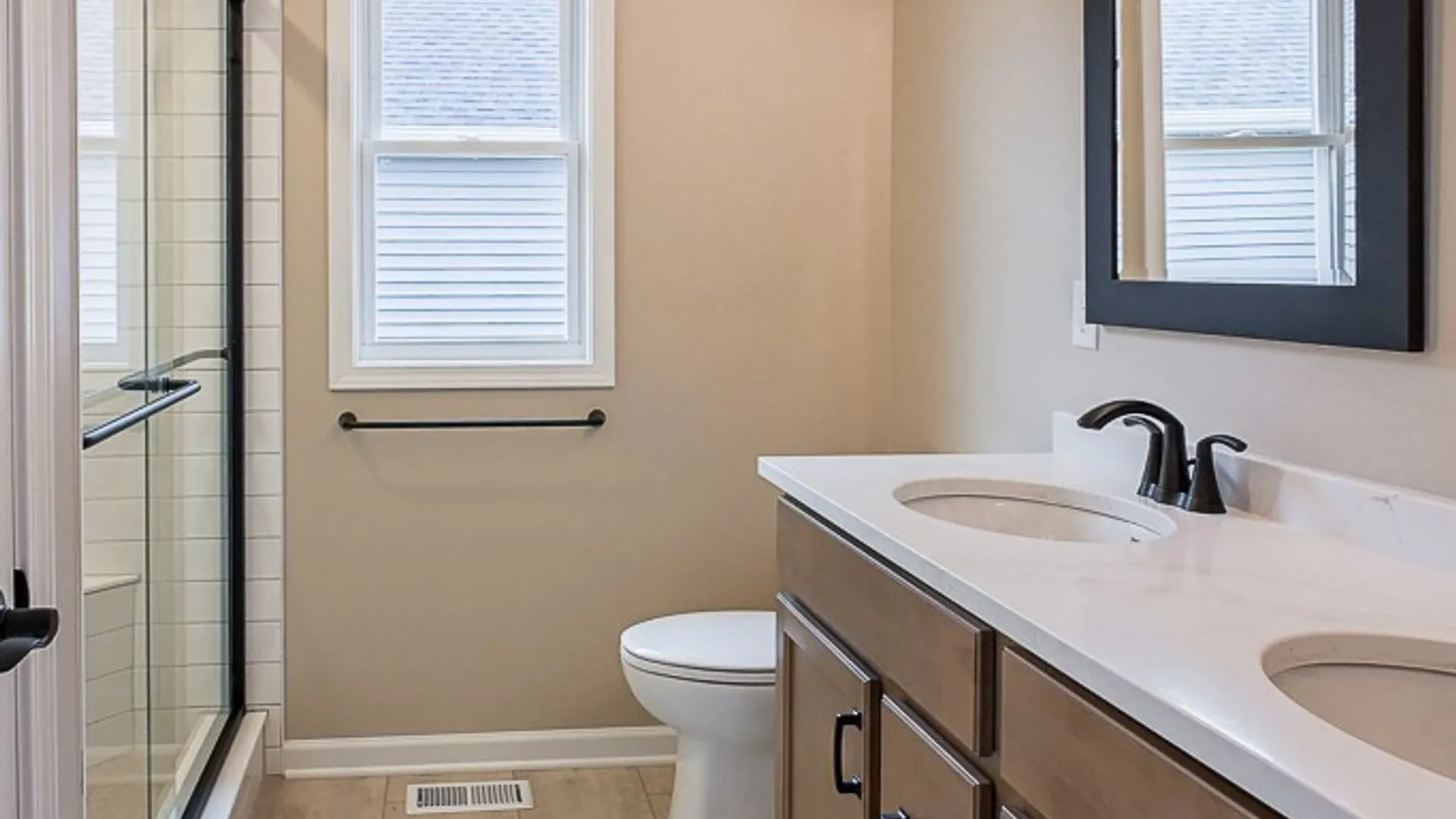 Property at 6687 Curtis Court, Lockport Town, NY 14094 13