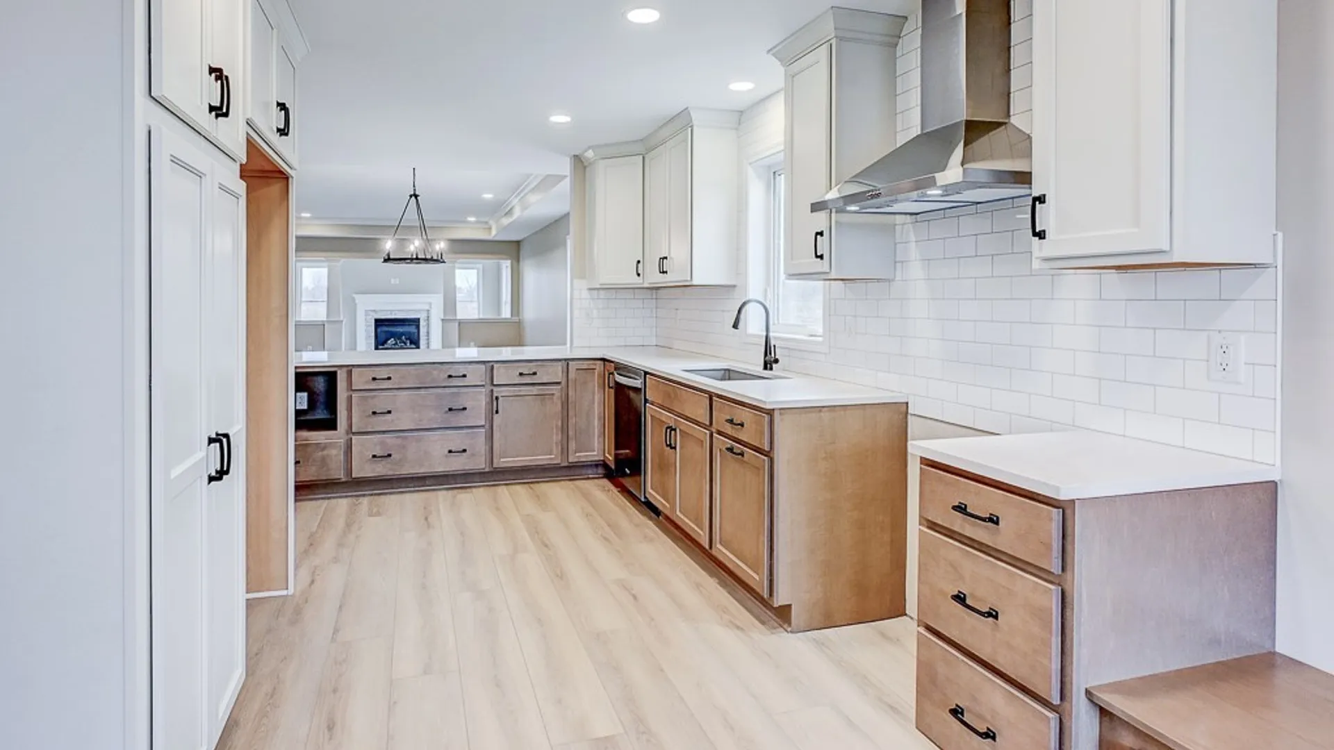 Property at 6687 Curtis Court, Lockport Town, NY 14094 2