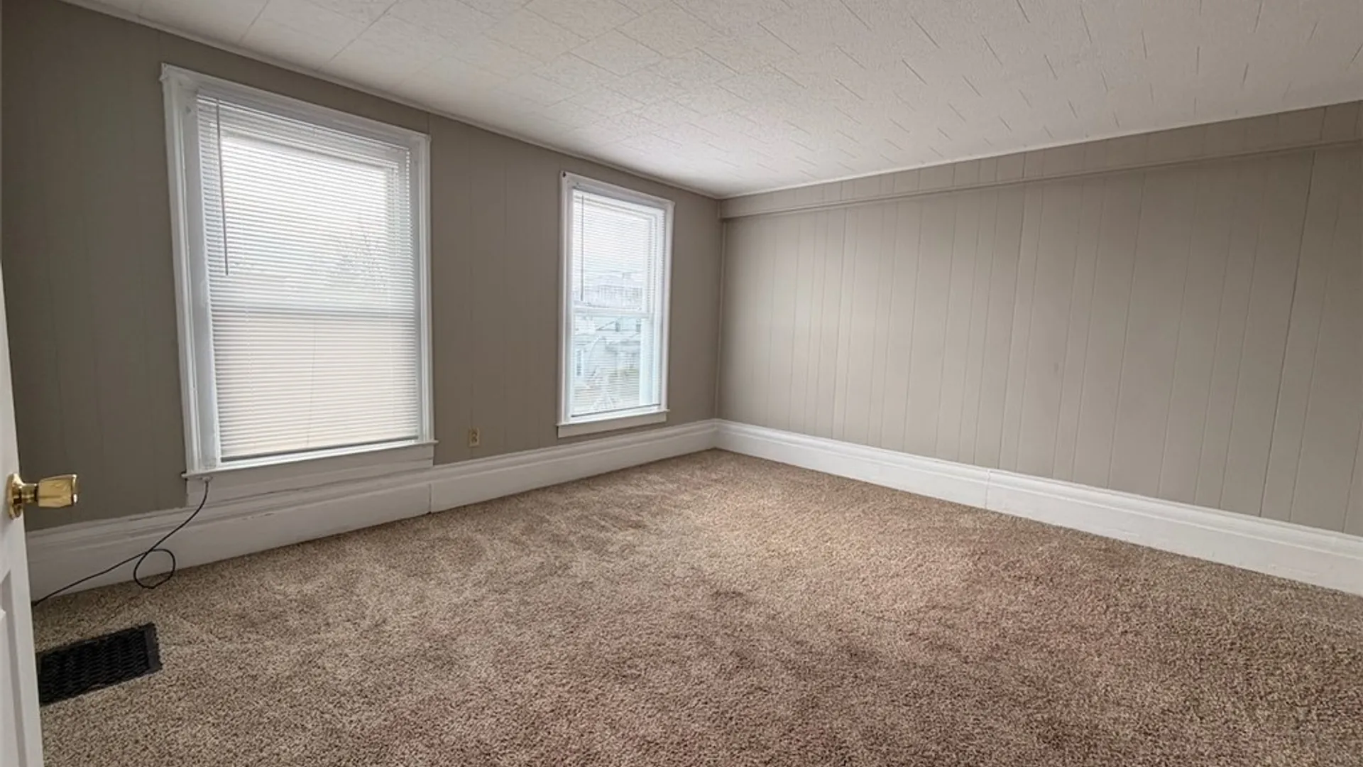 Property at 179 W 3rd Street, Oswego, NY 13126 20