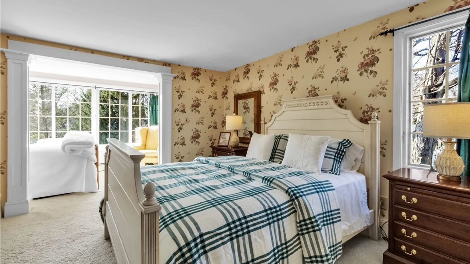 Property at 6016 Elm St, Clarence, NY 14032 31