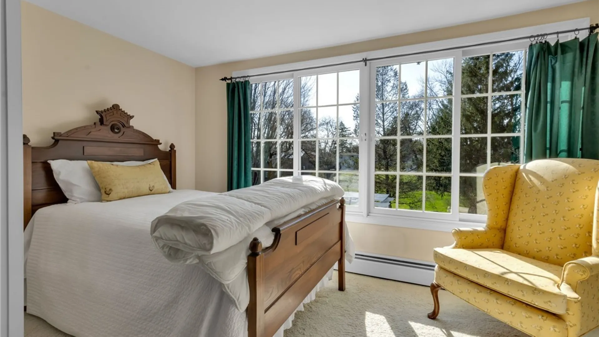 Property at 6016 Elm St, Clarence, NY 14032 33