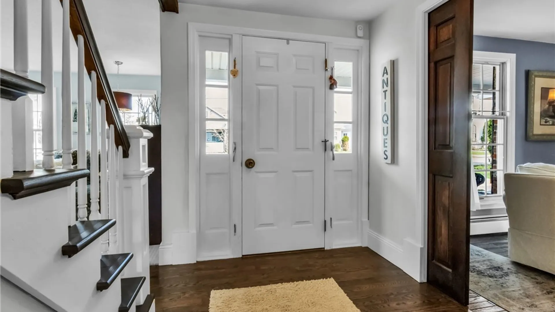 Property at 6016 Elm St, Clarence, NY 14032 5