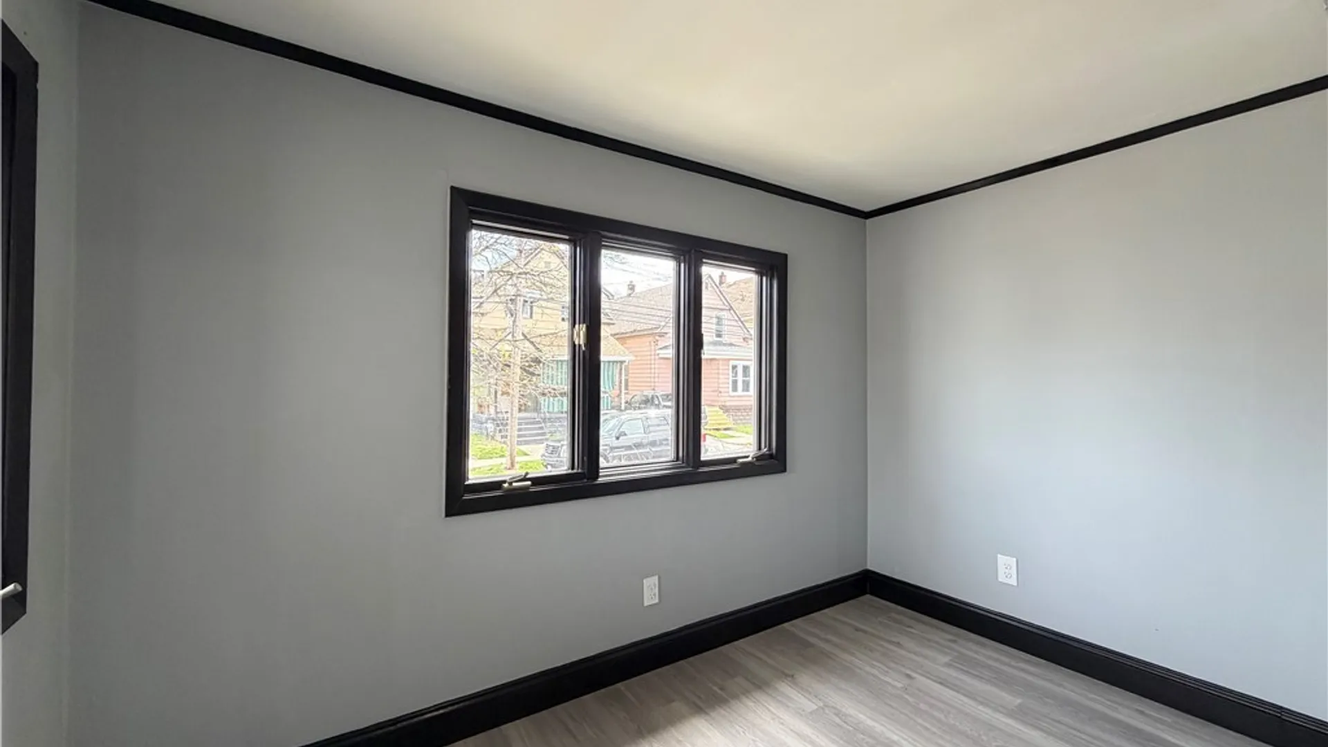 Property at 134 Kelburn Street, Buffalo, NY 14206 9