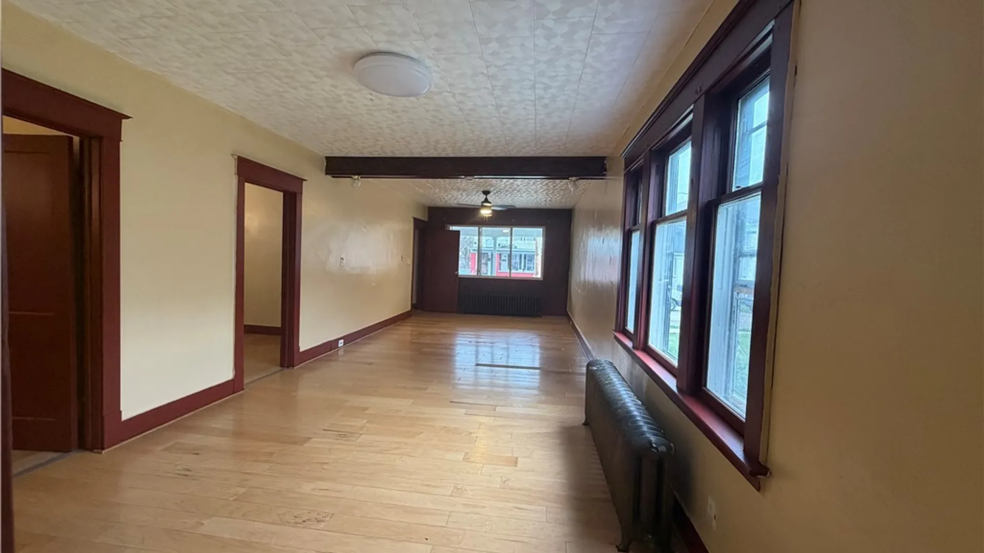 Property at 32 Lark Street, Buffalo, NY 14211 10