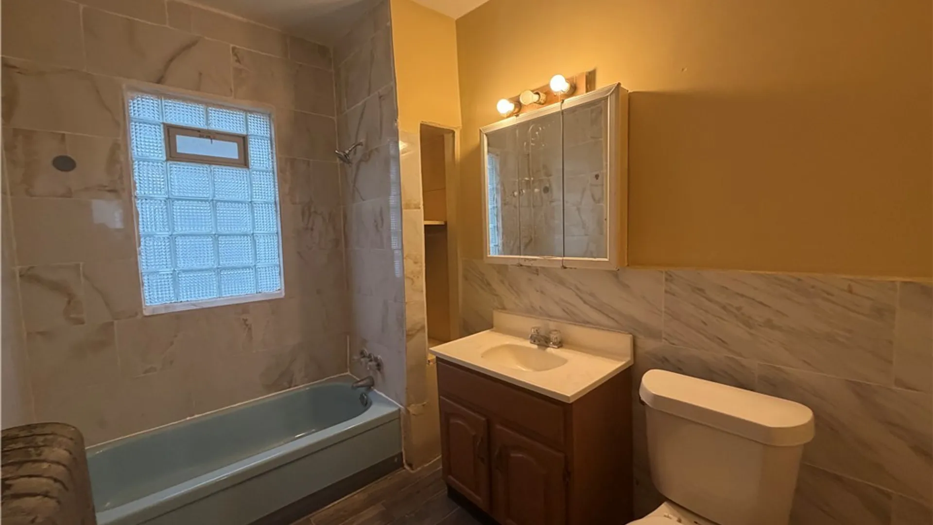 Property at 32 Lark Street, Buffalo, NY 14211 14