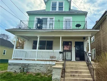 Property at 32 Lark Street, Buffalo, NY 14211