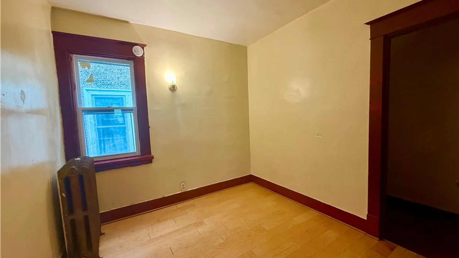 Property at 32 Lark Street, Buffalo, NY 14211 5