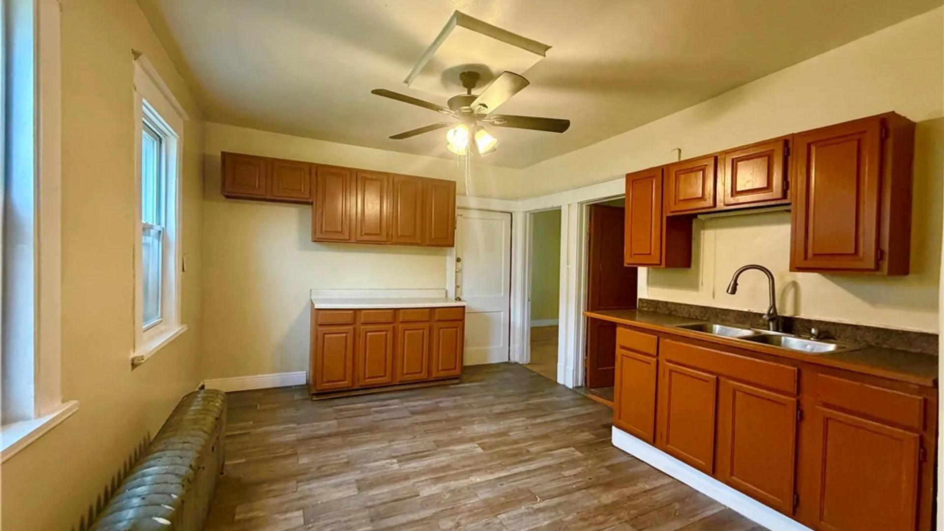 Property at 32 Lark Street, Buffalo, NY 14211 6