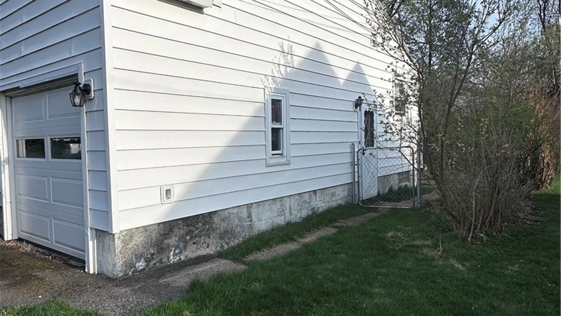 Property at 205 Rita Drive, Clay, NY 13212 24