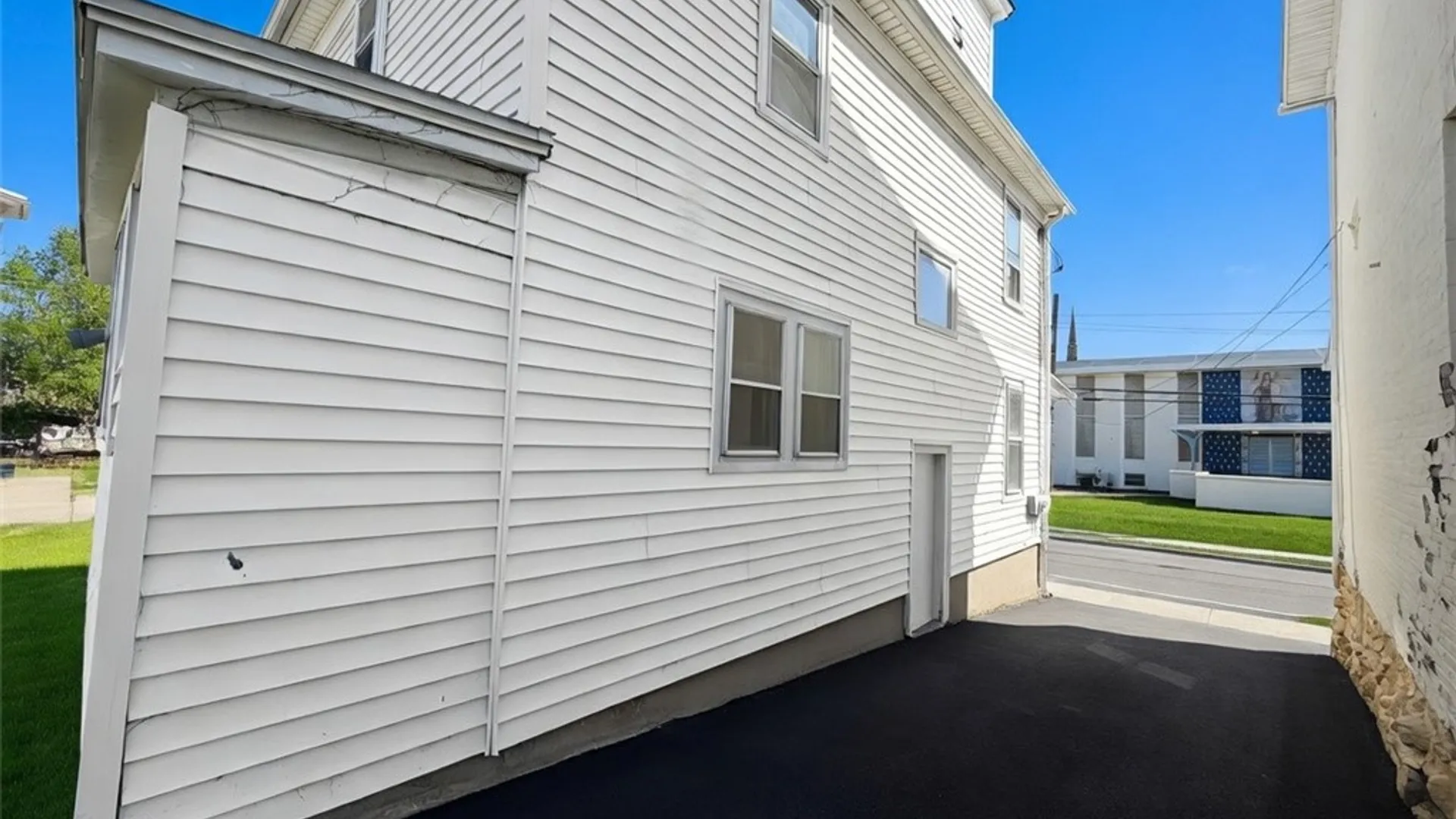 Property at 10 Lafayette Avenue, Geneva City, NY 14456 4