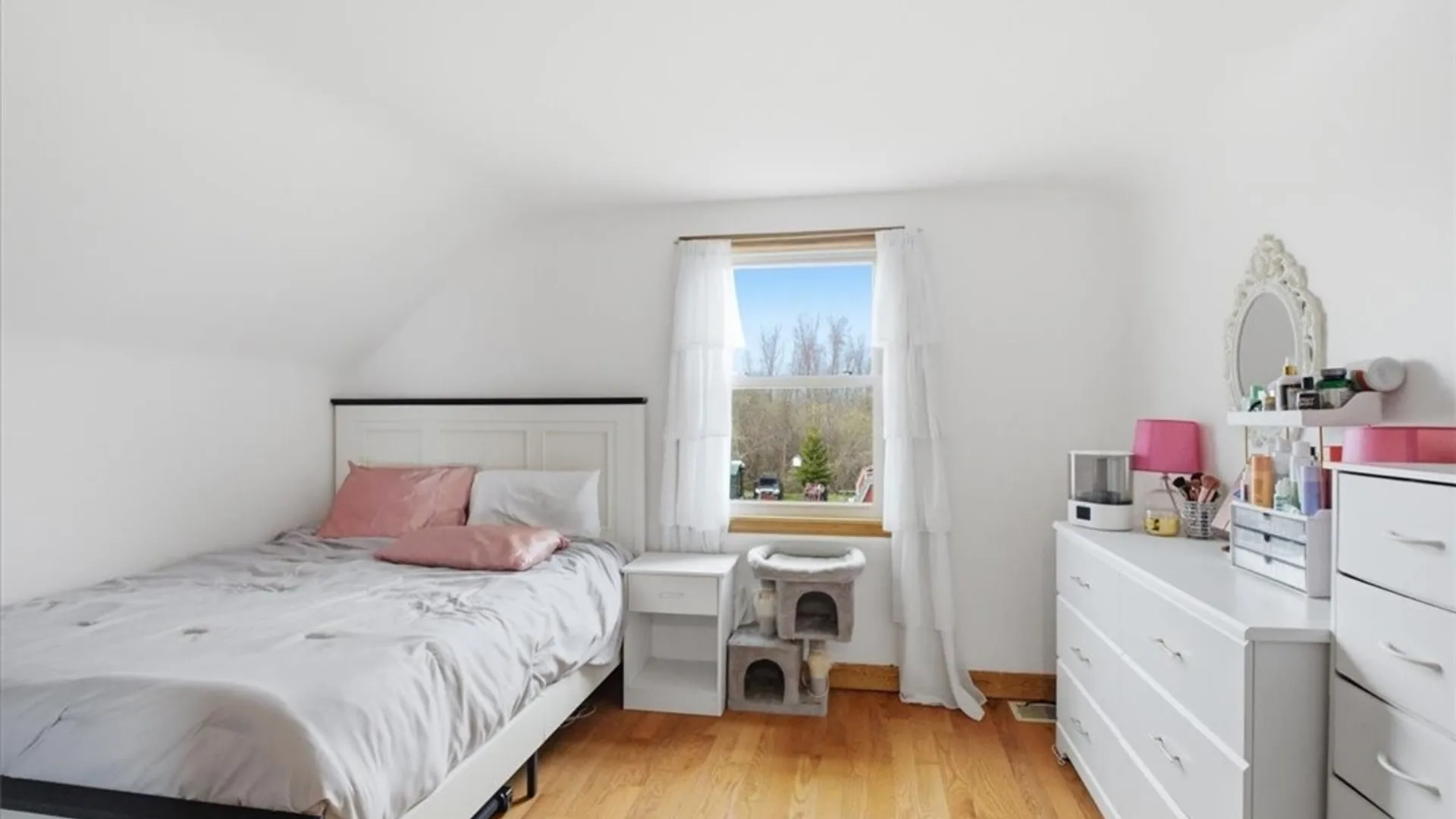 Property at 1220 Smith Road, Amherst, NY 14051 13