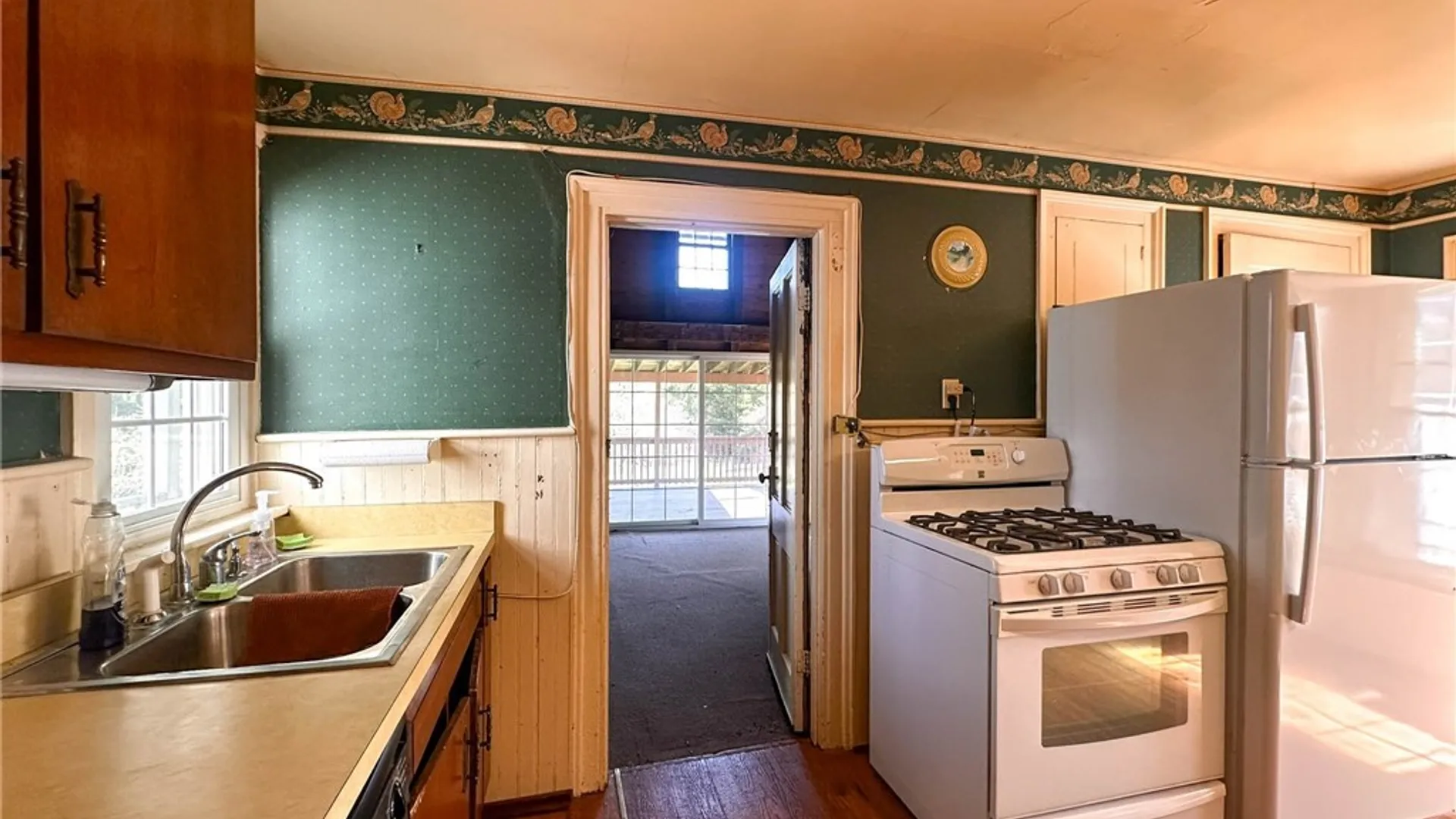 Property at 415 Higby Road, New Hartford, NY 13413 18