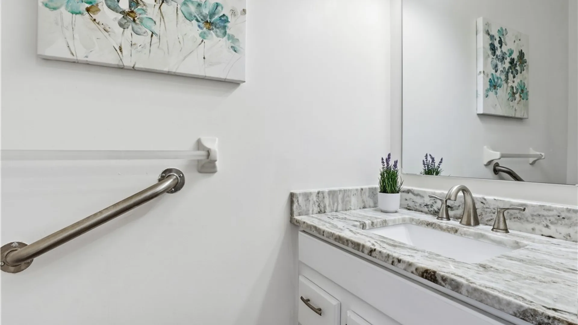 Property at 6 Shadow Creek, Penfield, NY 14526 24