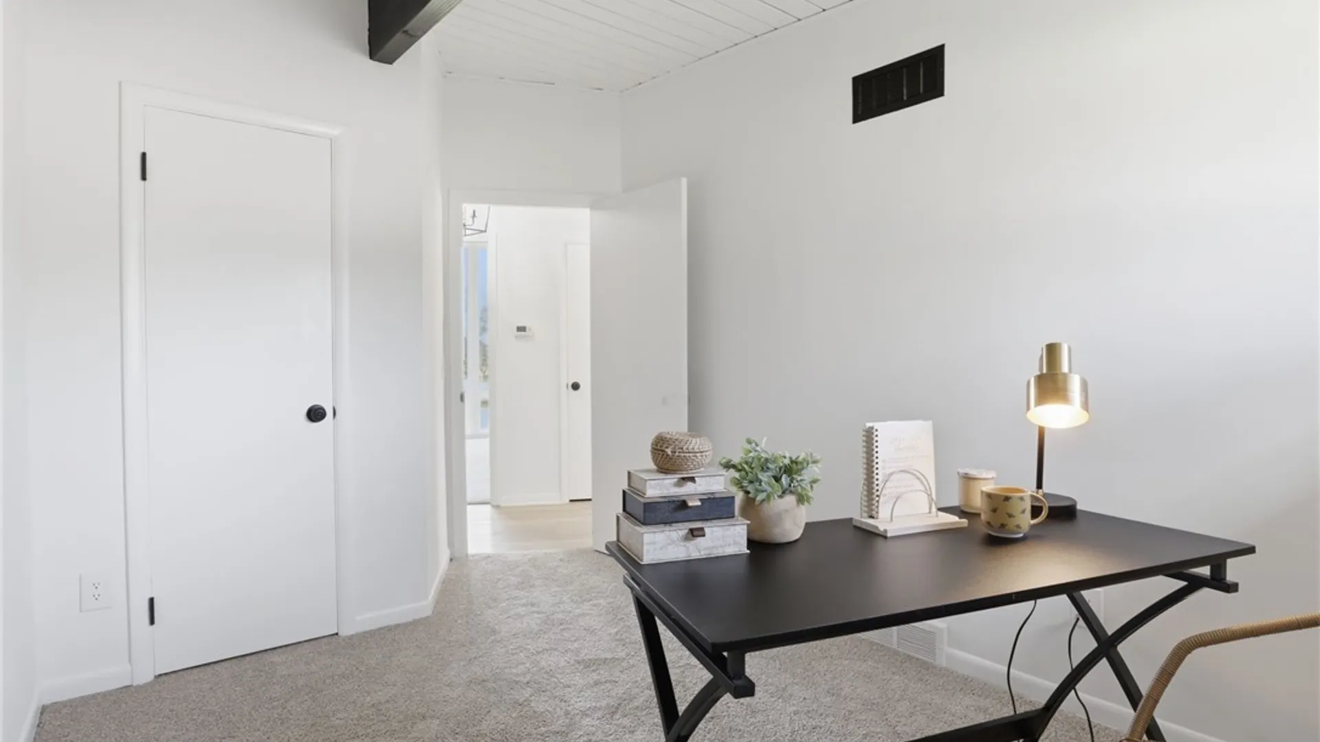 Property at 321 Brookview Drive, Irondequoit, NY 14617 14