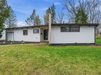 Property at 321 Brookview Drive, Irondequoit, NY 14617