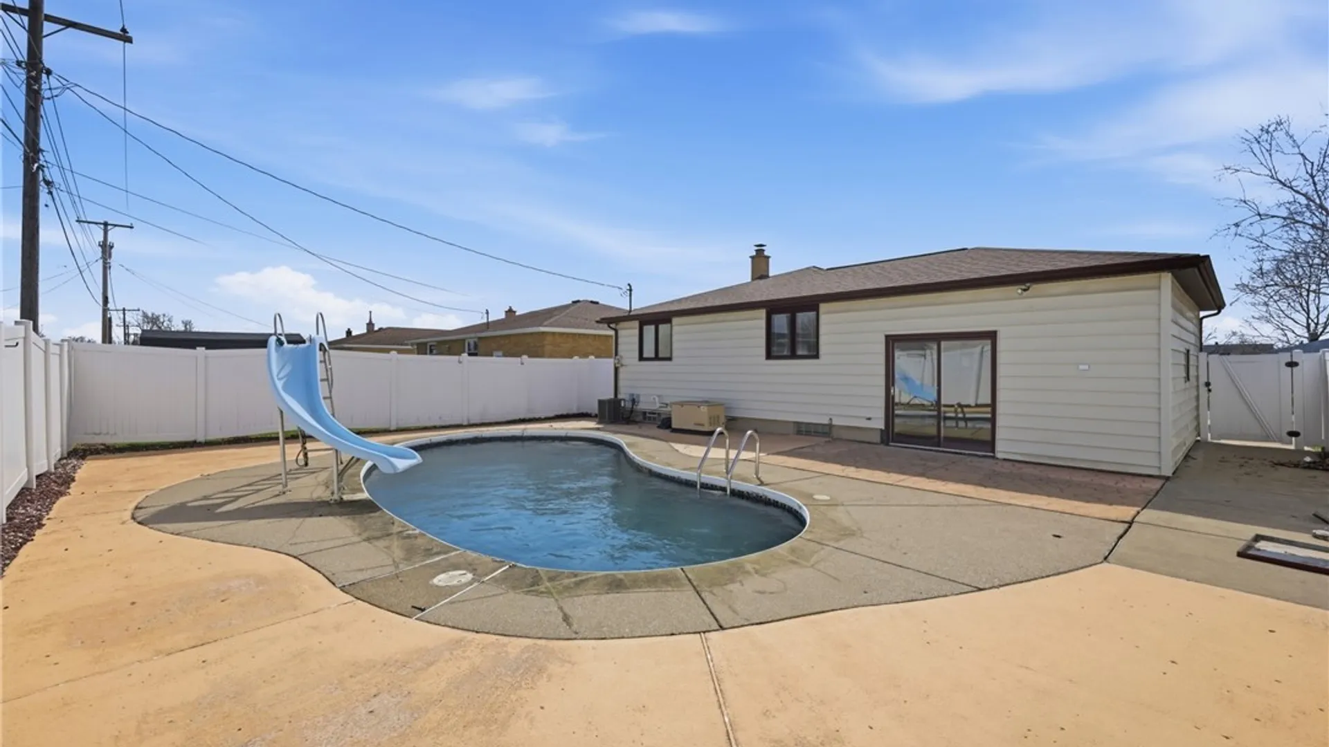 Property at 69 Jane Lane, Cheektowaga, NY 14043 41