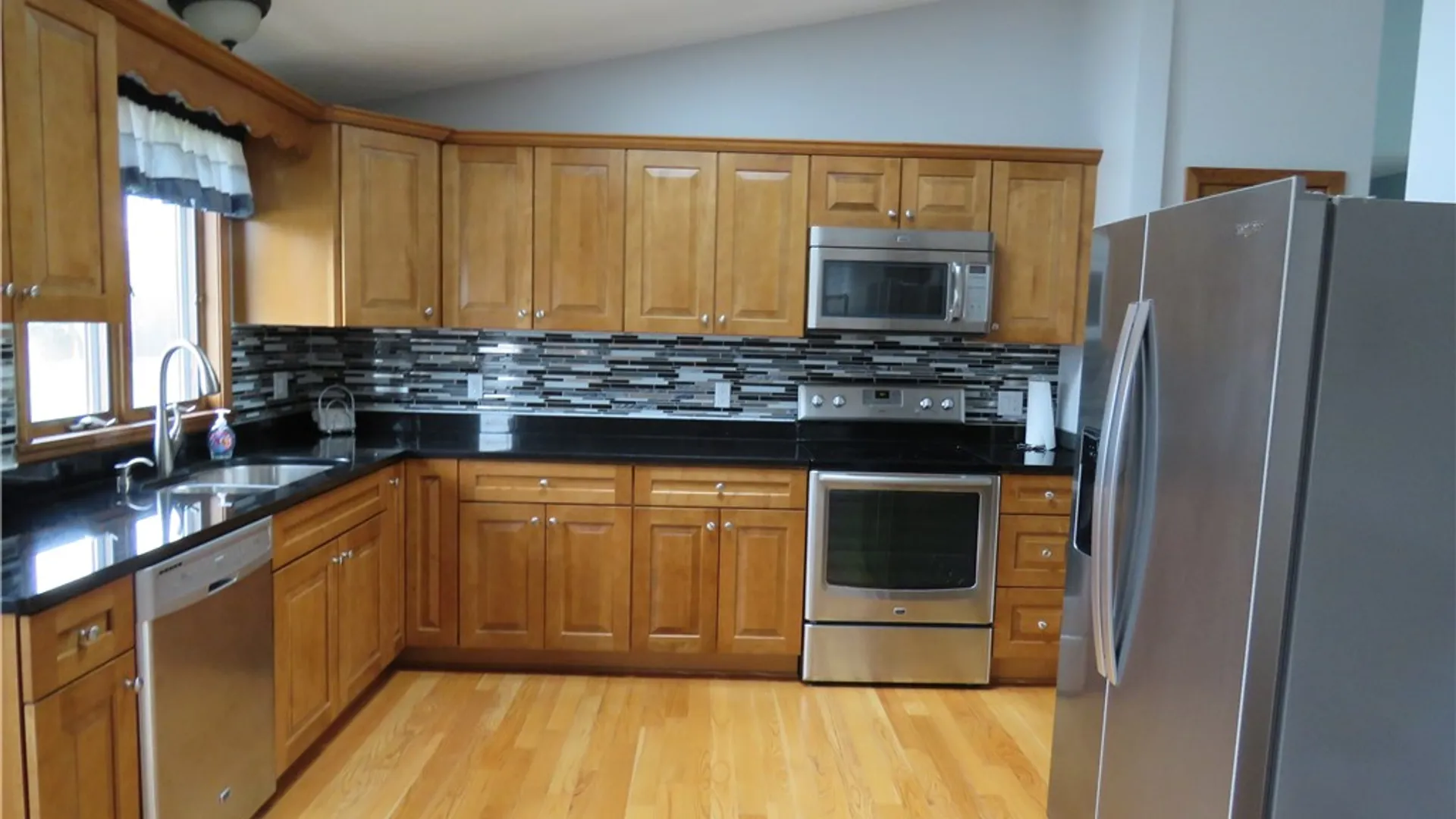 Property at 252 Golden Rd, Chili, NY 14624 5