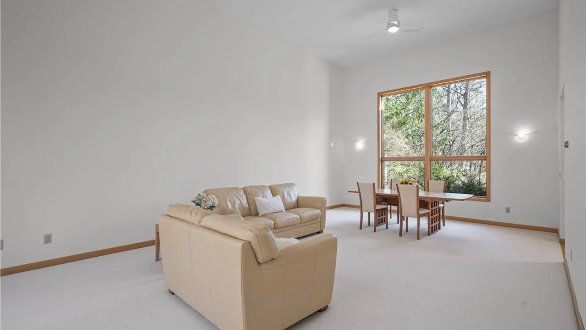 Property at 61 Highgate Cir, Lansing, NY 14850 13