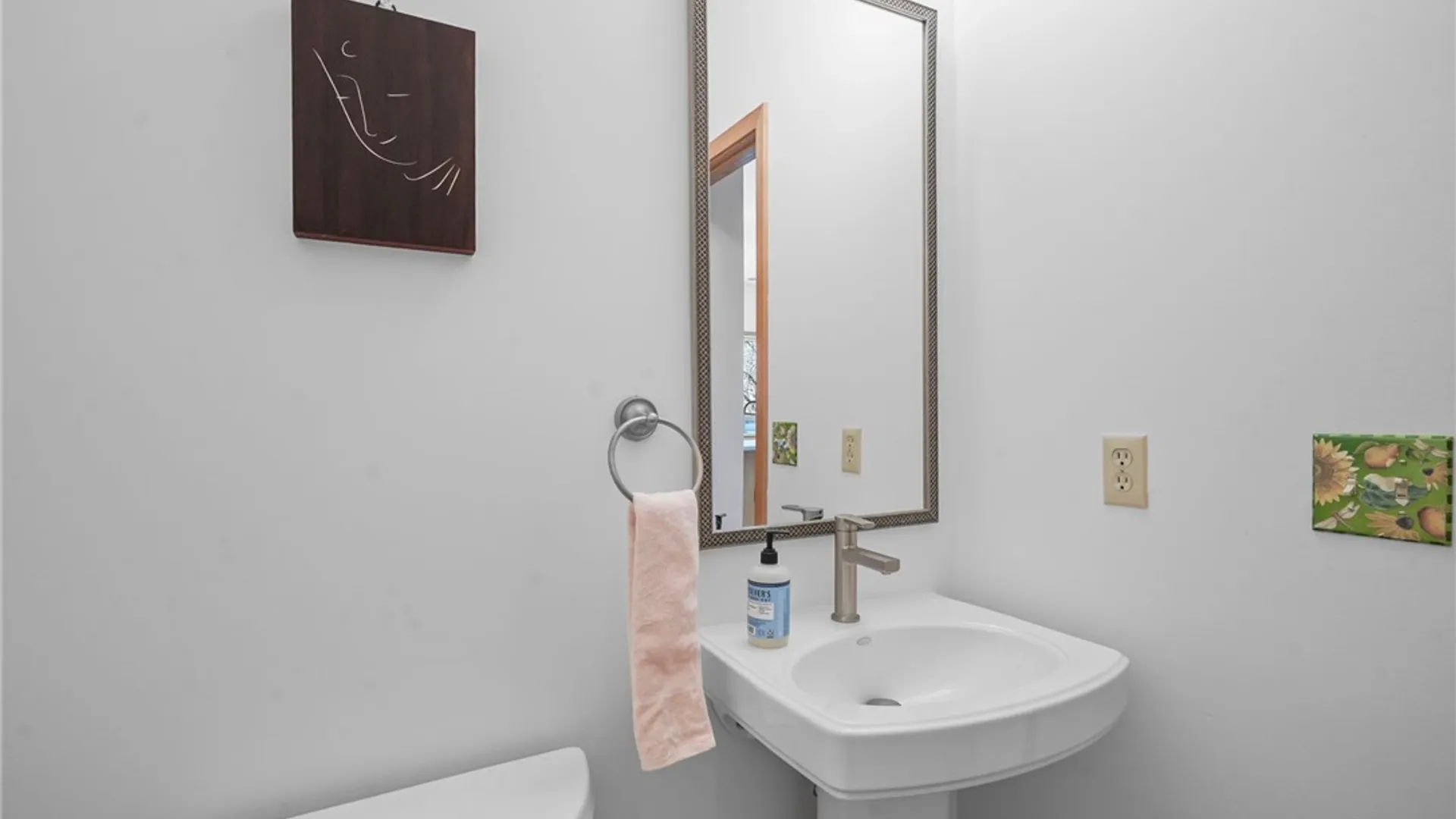 Property at 61 Highgate Cir, Lansing, NY 14850 15