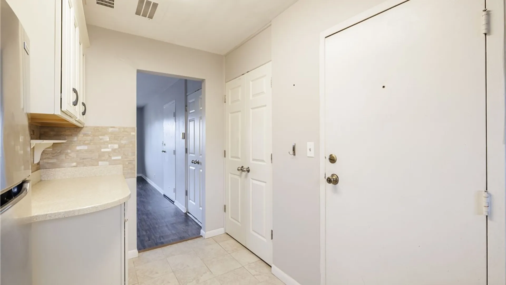 Property at 2456 East Avenue, Brighton, NY 14610 12