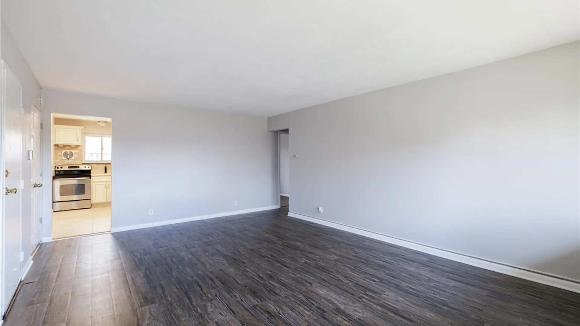 Property at 2456 East Avenue, Brighton, NY 14610 15