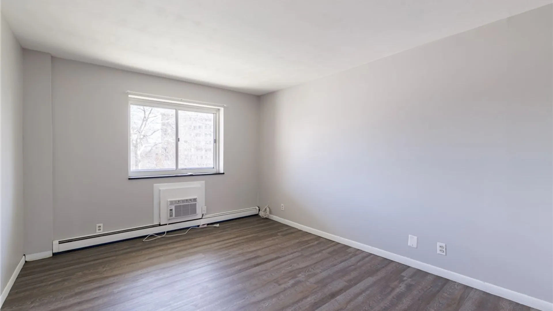 Property at 2456 East Avenue, Brighton, NY 14610 4