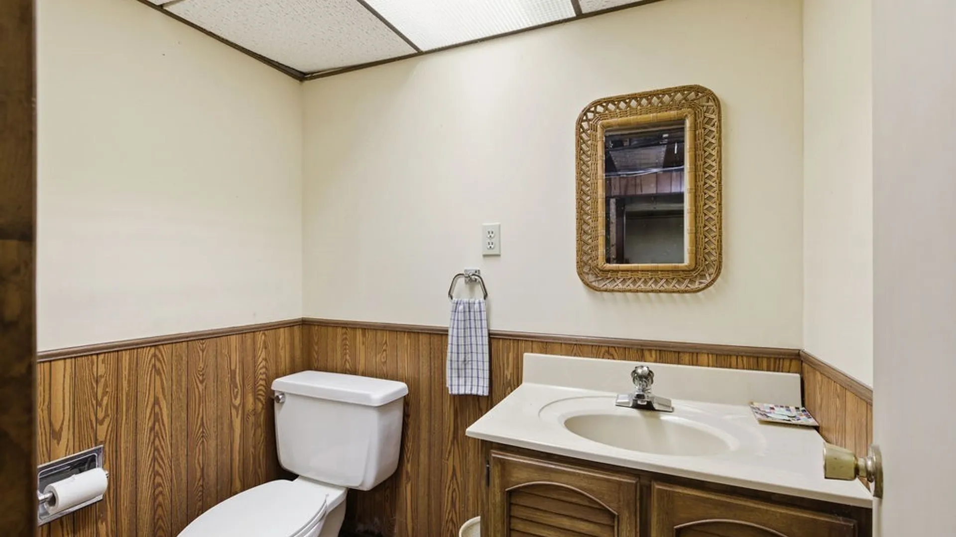 Property at 525 Orchard Road, Geddes, NY 13209 25