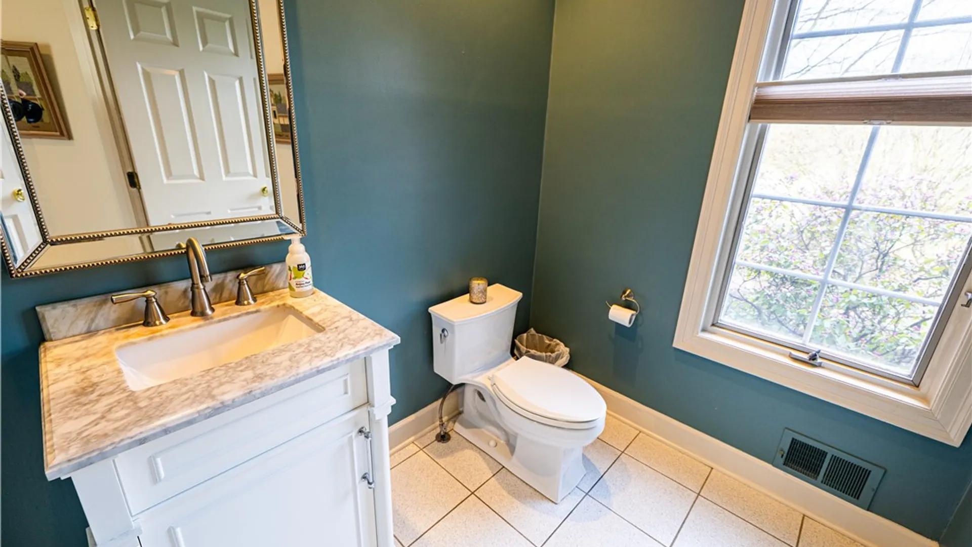 Property at 27 Fall Meadow Drive, Pittsford, NY 14534 10
