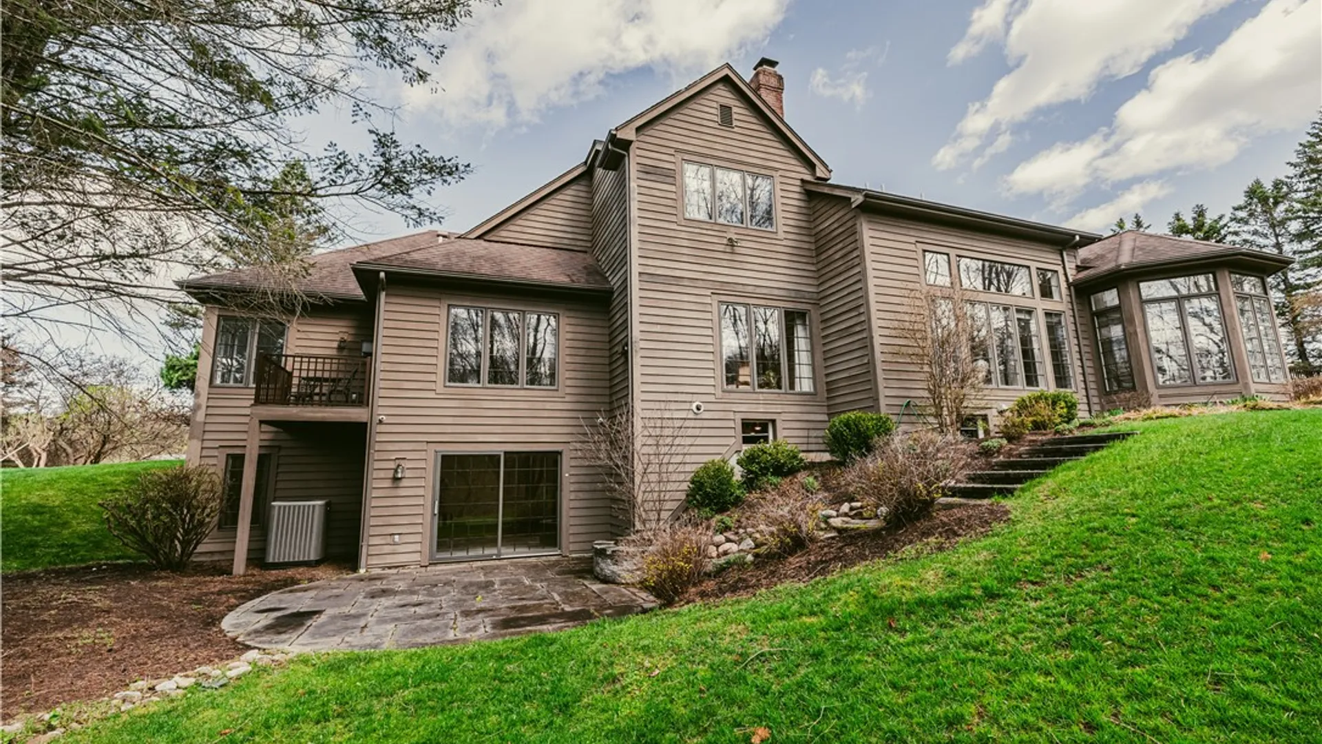 Property at 27 Fall Meadow Drive, Pittsford, NY 14534 39