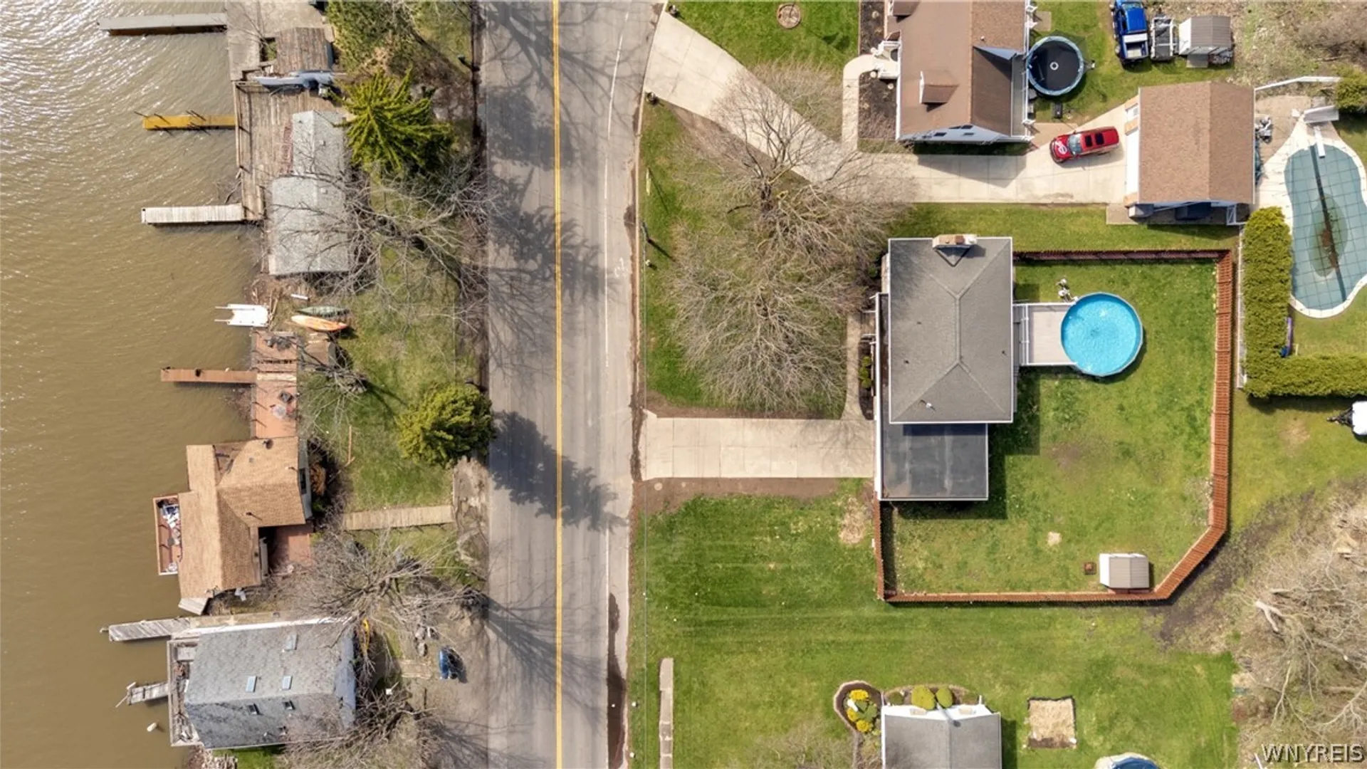 Property at 554 Sweeney Street, North Tonawanda, NY 14120 45