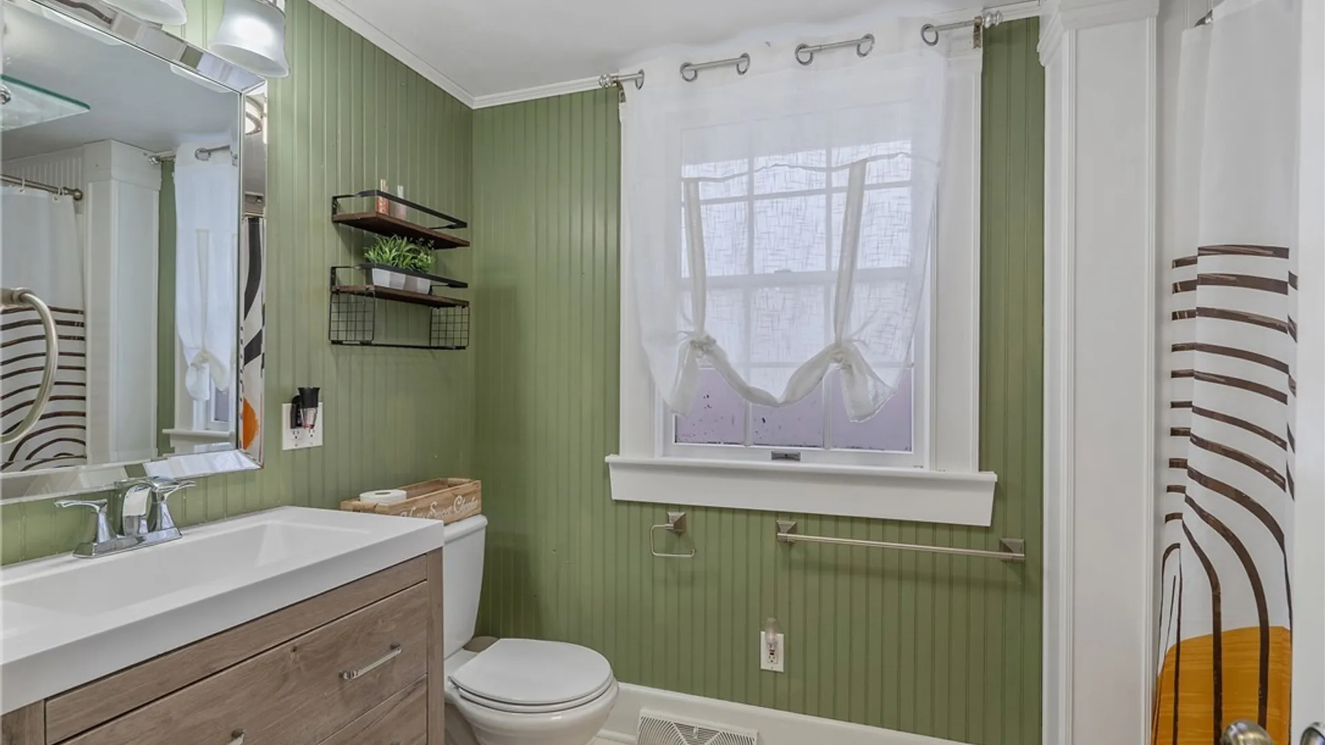 Property at 221 Reed Avenue, Syracuse, NY 13207 33