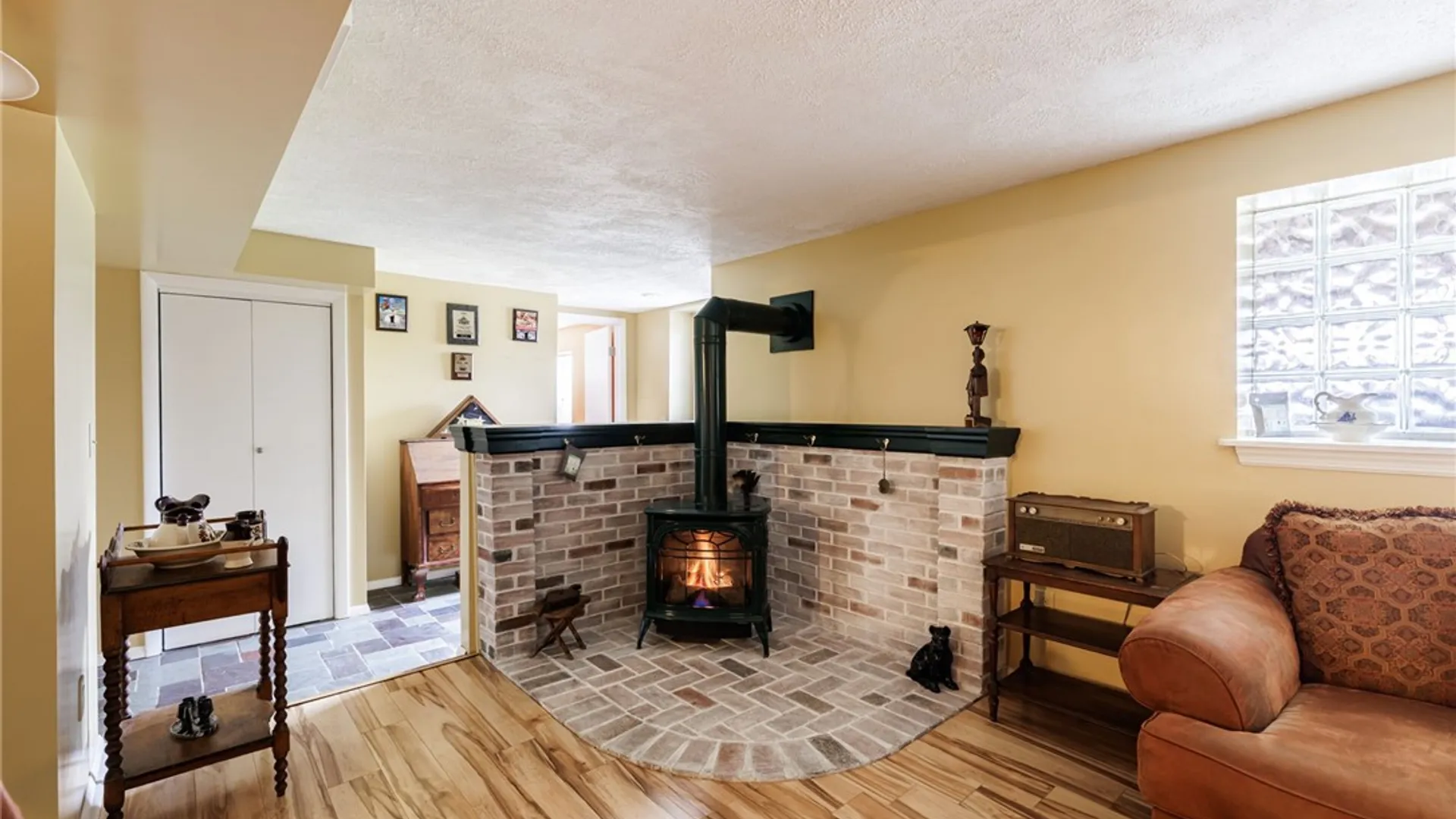 Property at 27 Florendin Drive, Henrietta, NY 14467 9