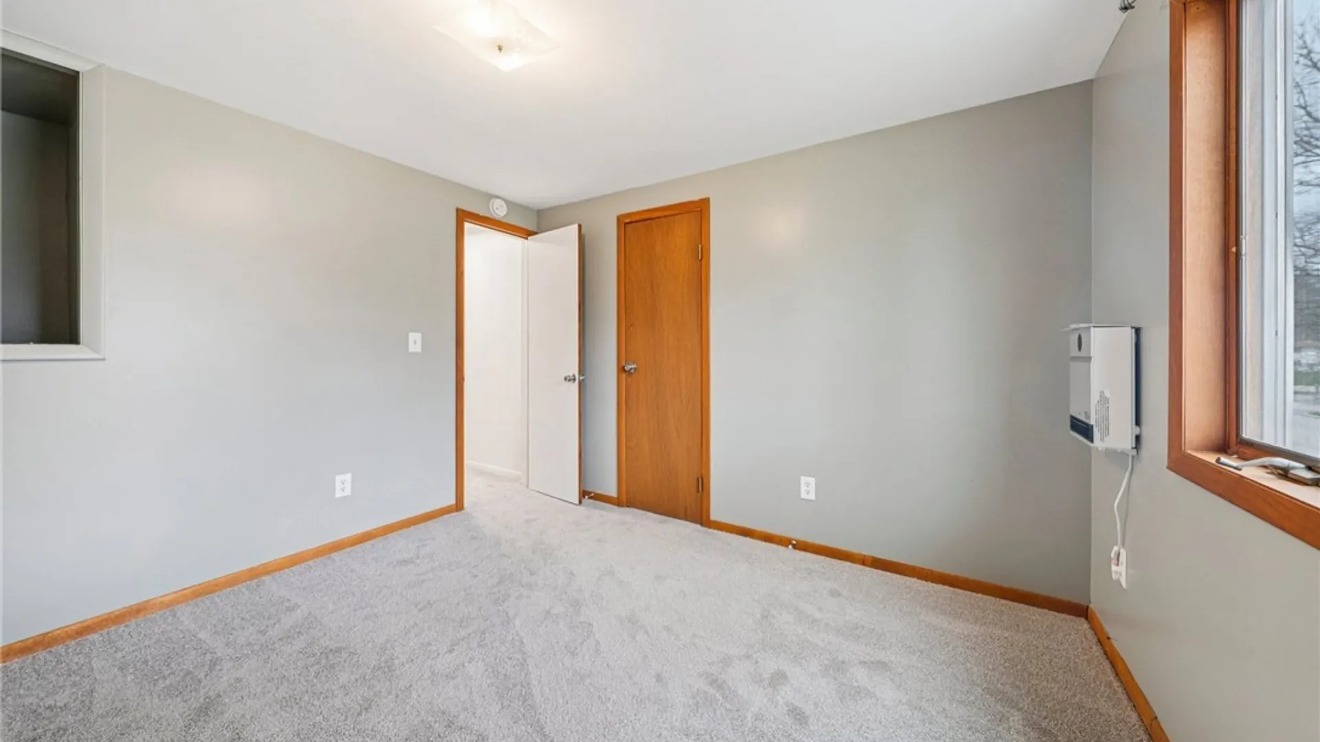 Property at 1468 Elm Street, Alden, NY 14004 17