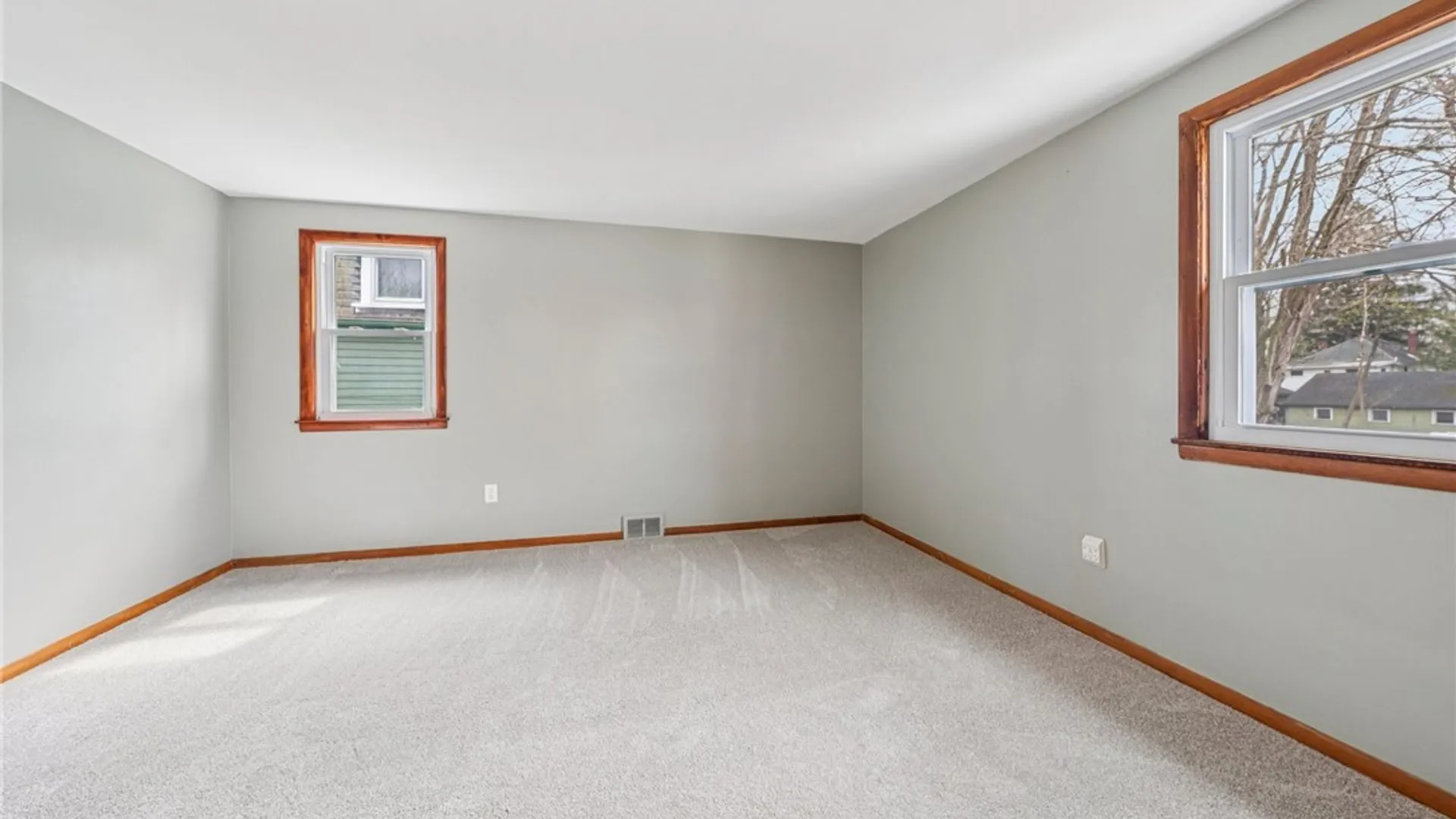 Property at 1468 Elm Street, Alden, NY 14004 20