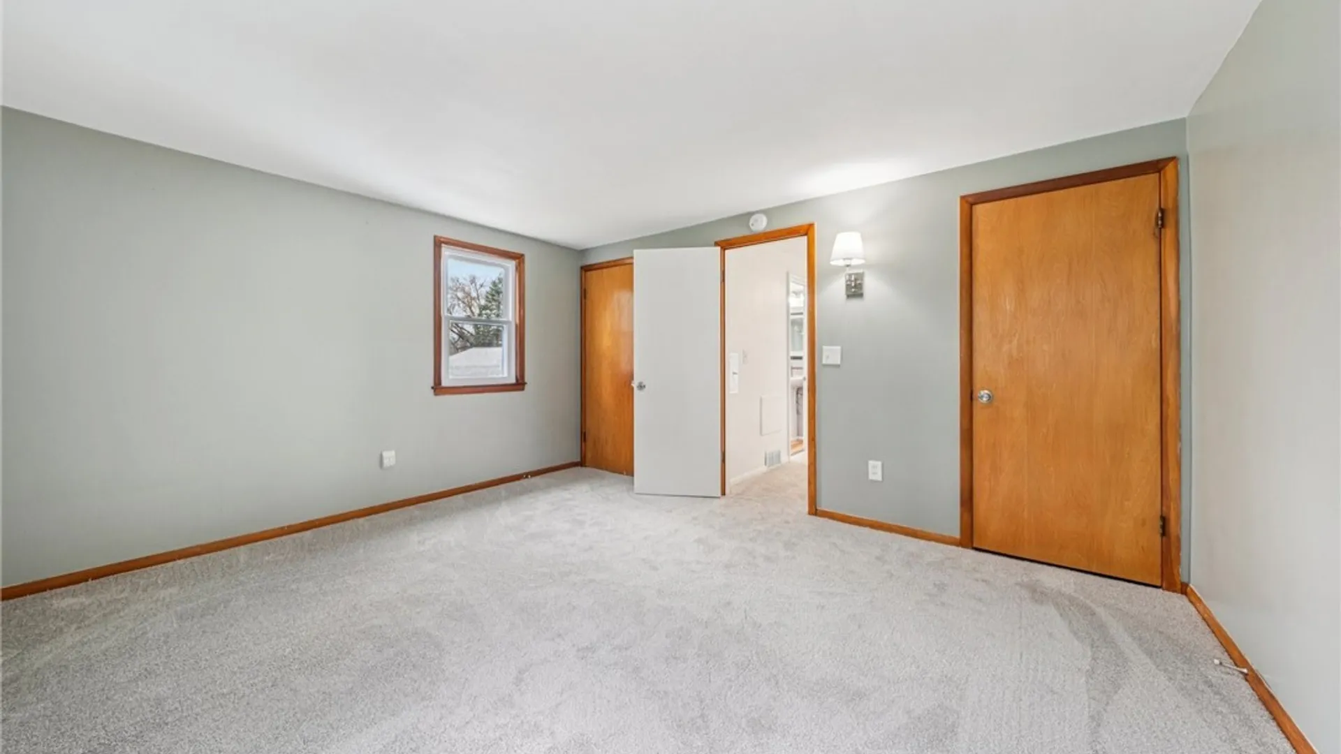 Property at 1468 Elm Street, Alden, NY 14004 22